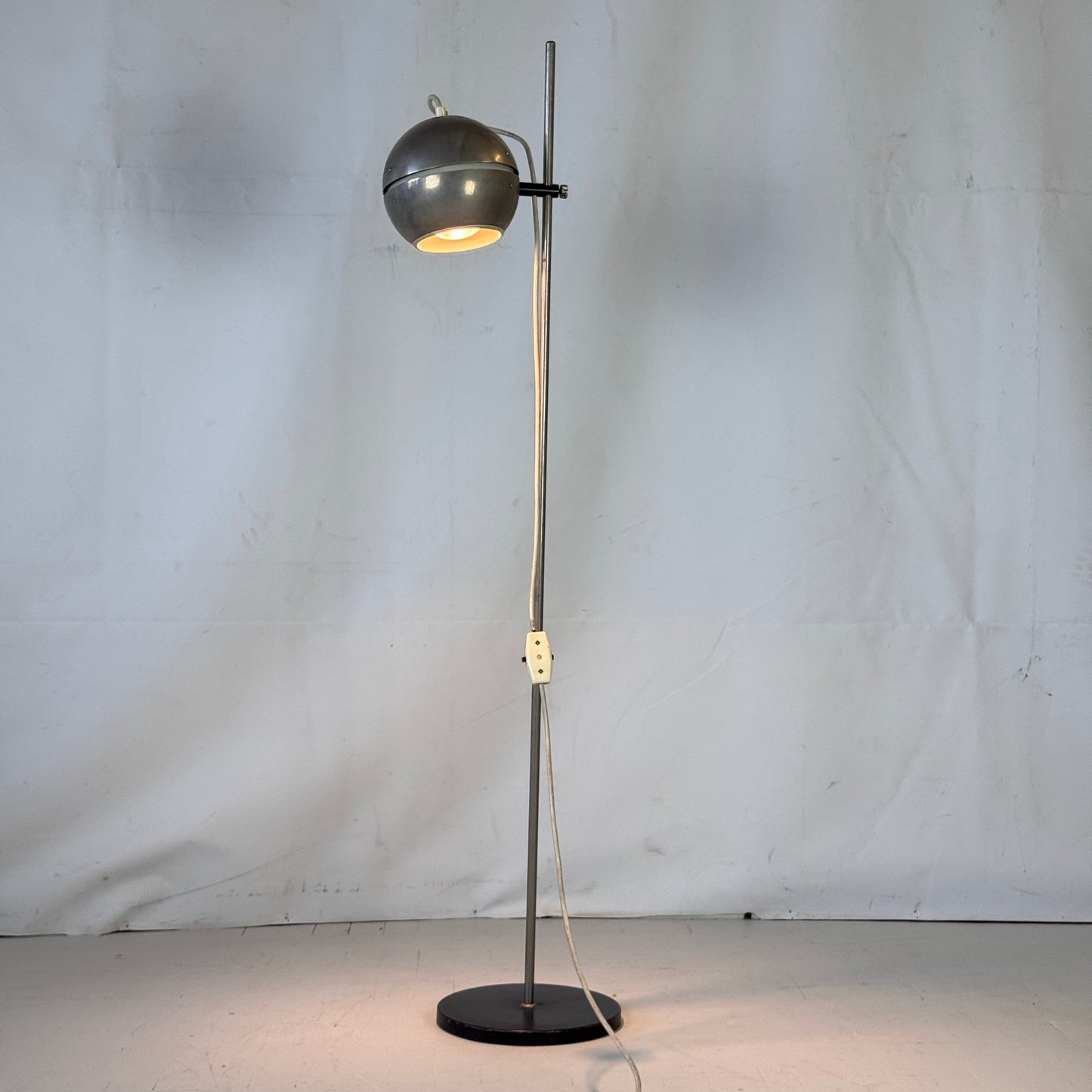 Mid-Century “AKA” Floor Lamp, 1970s