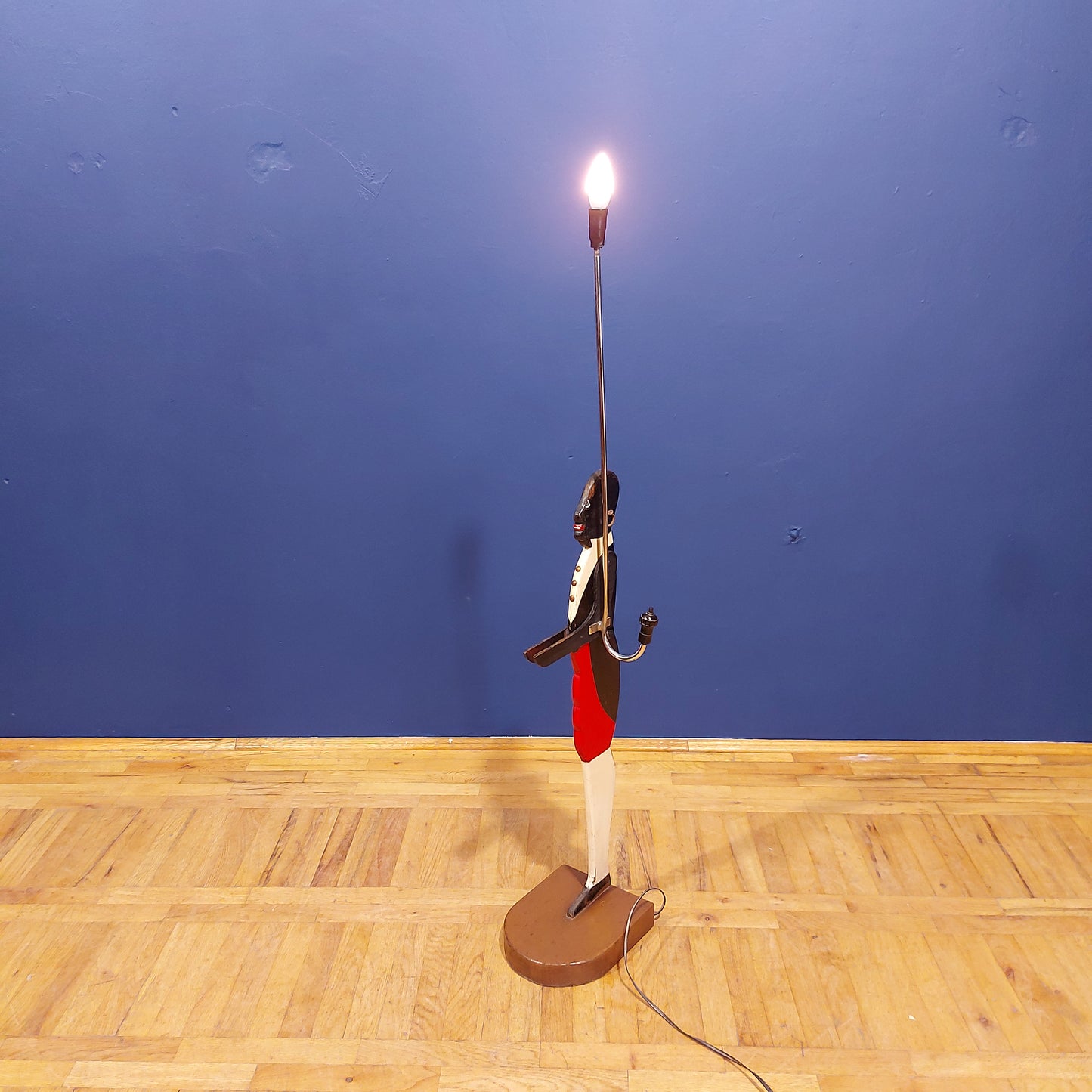 Retro floor lamp