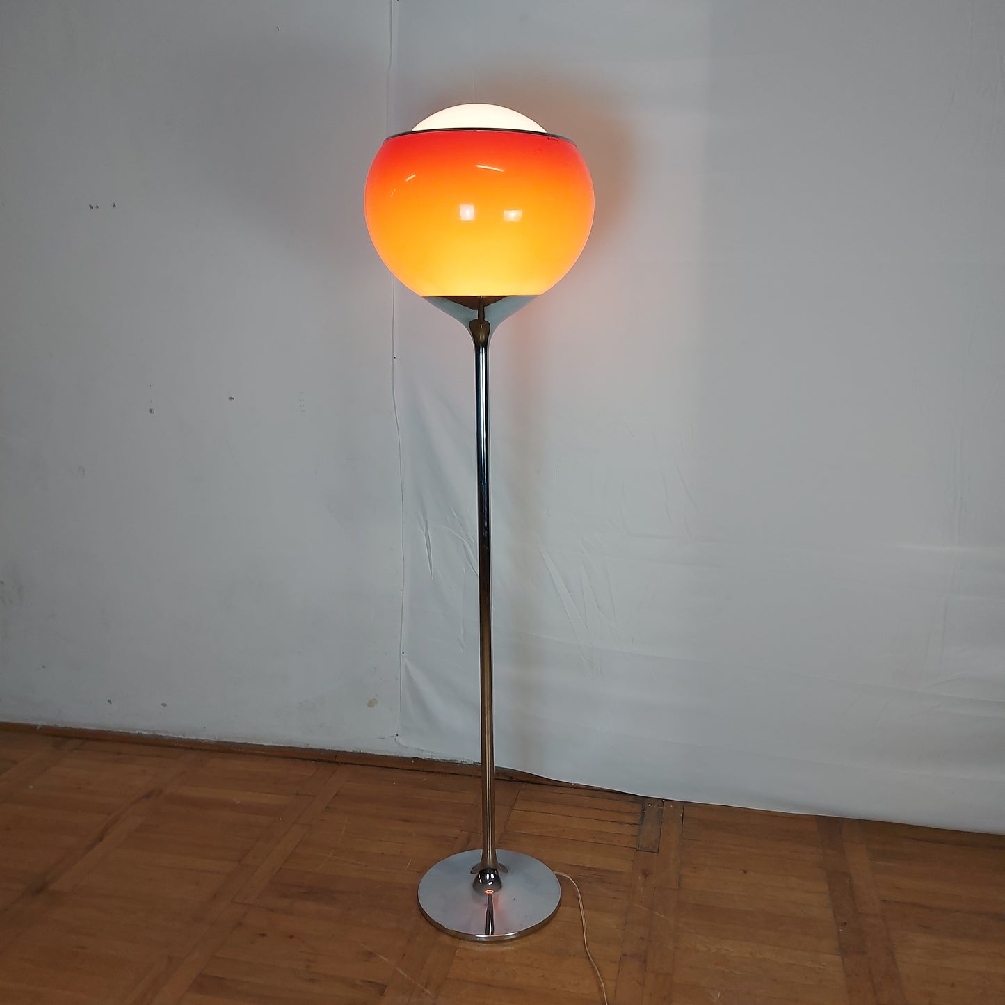 Harvey Guzzini floor lamp for Meblo Italy 1960s