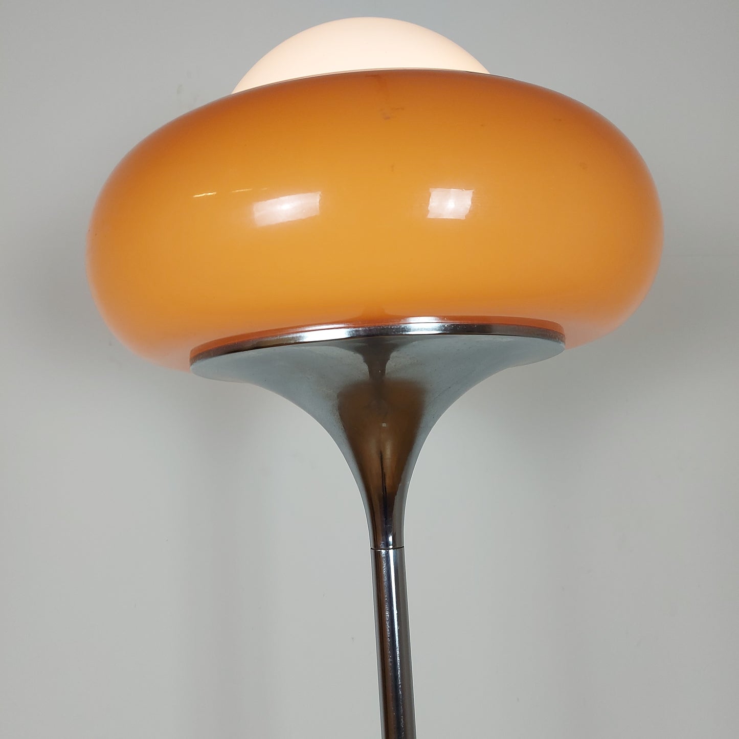 Harvey Guzzini "tulip" floor lamp for Meblo Italy 1960s