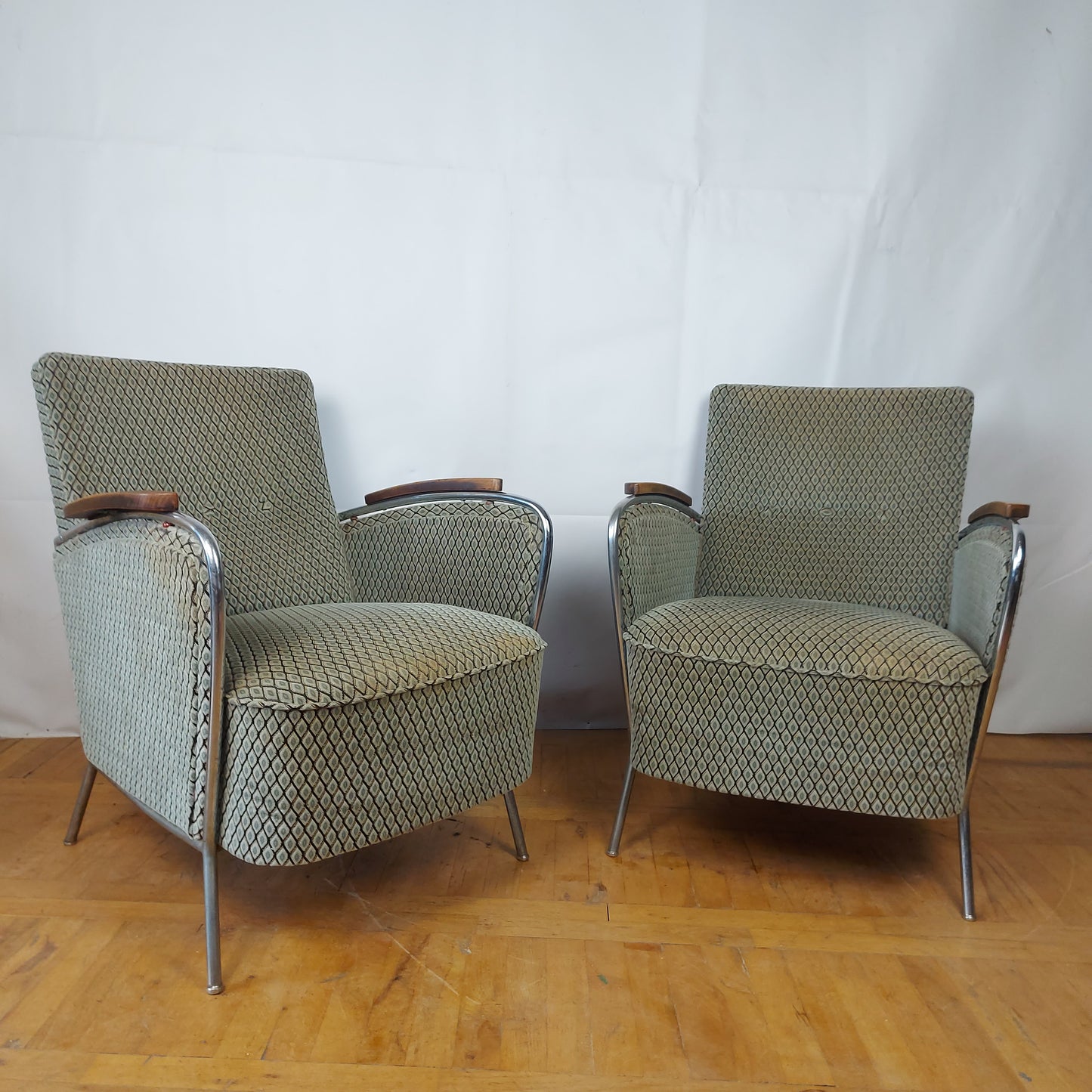 Pair of Bauhaus tubular armchair by József Peresztegi 1960s