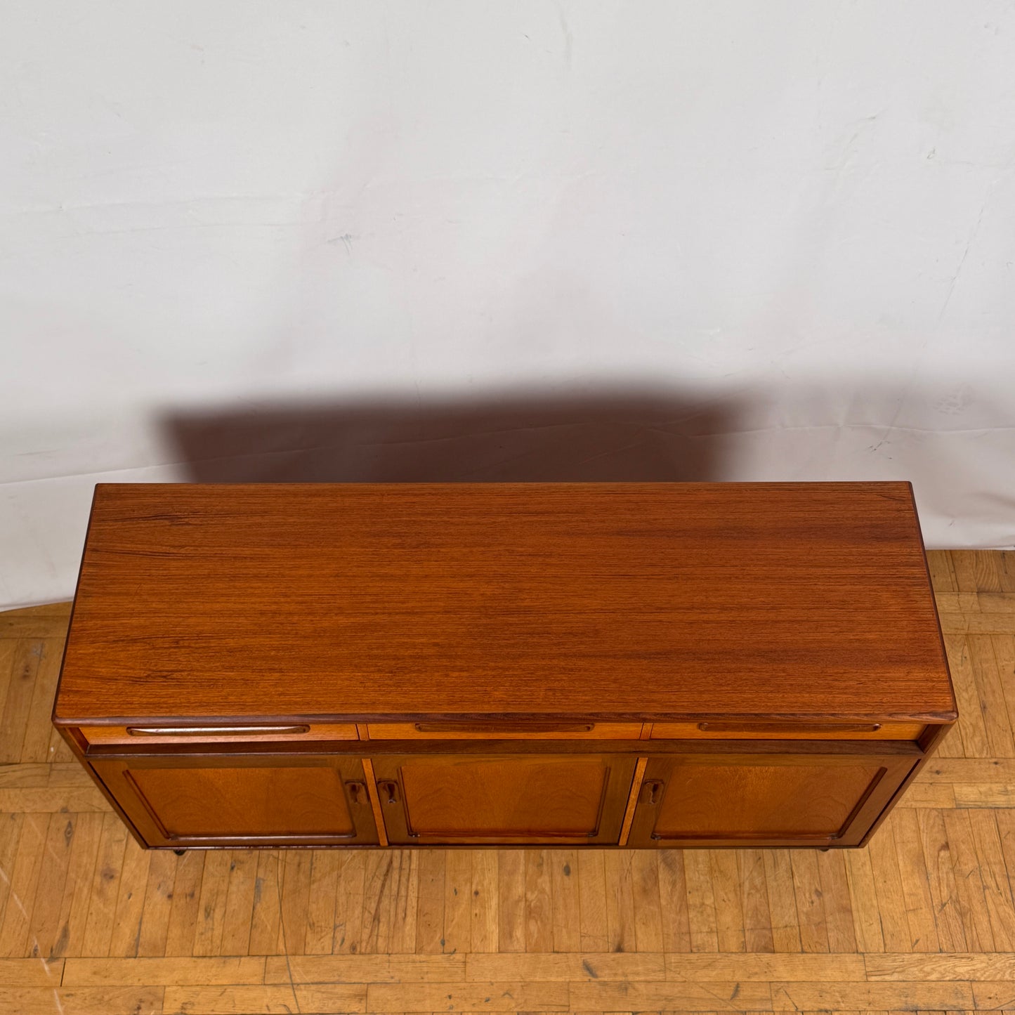 Vintage GPlan Fresco Sideboard on Hairpin Legs, 1970s — Mid-Century Modern Teak Credenza