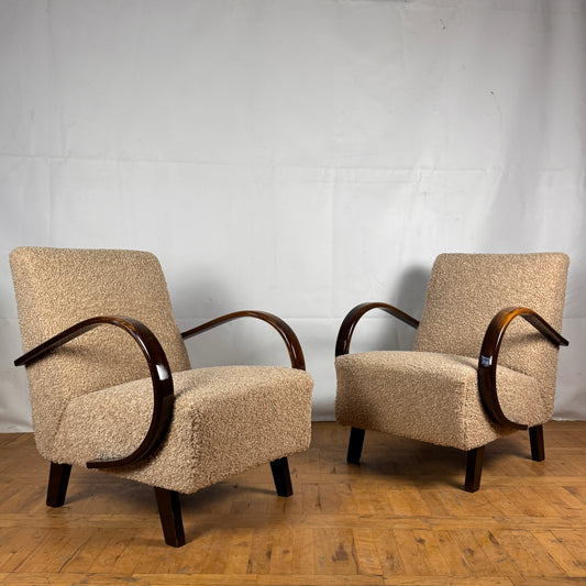 Pair of fully restored beige Jindrich Halabala H-410 art-deco armchairs 1930s