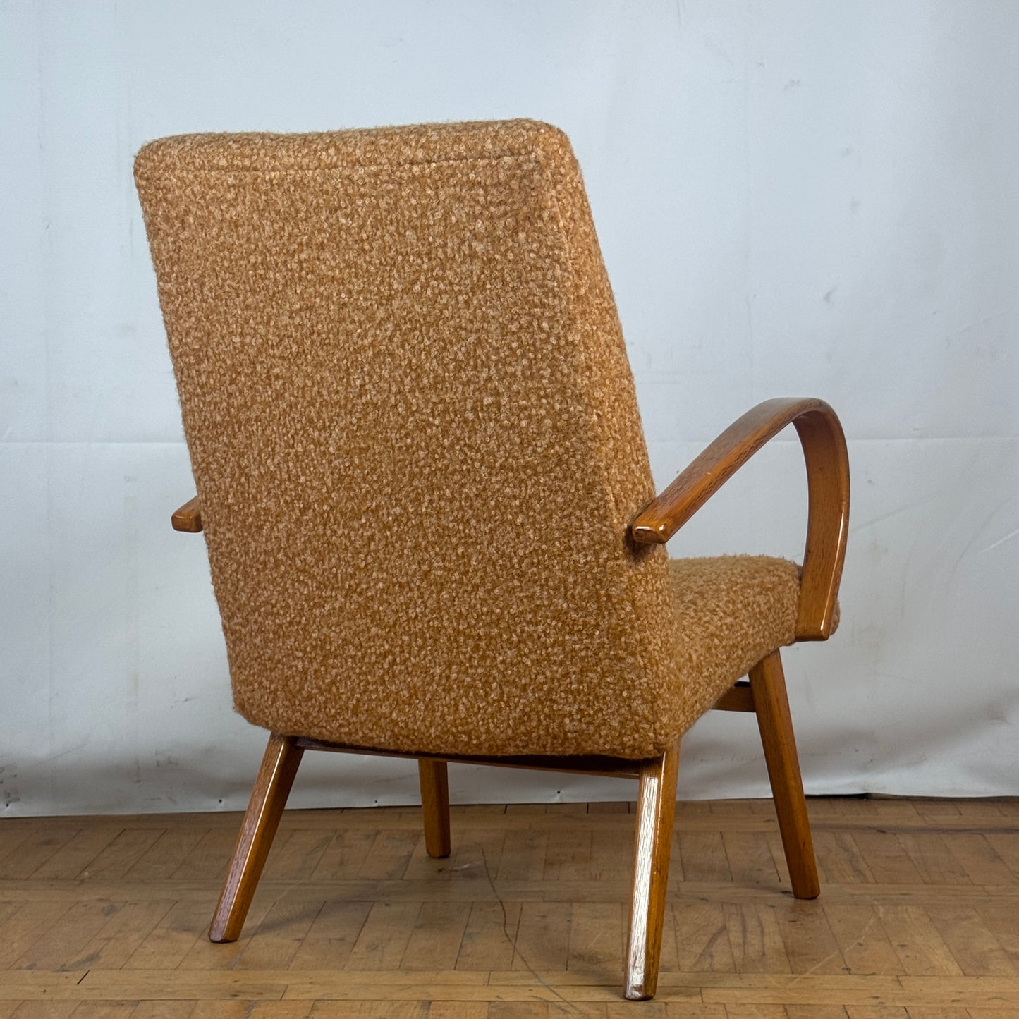 Jaroslav Šmidek armchair for Jitona 1961