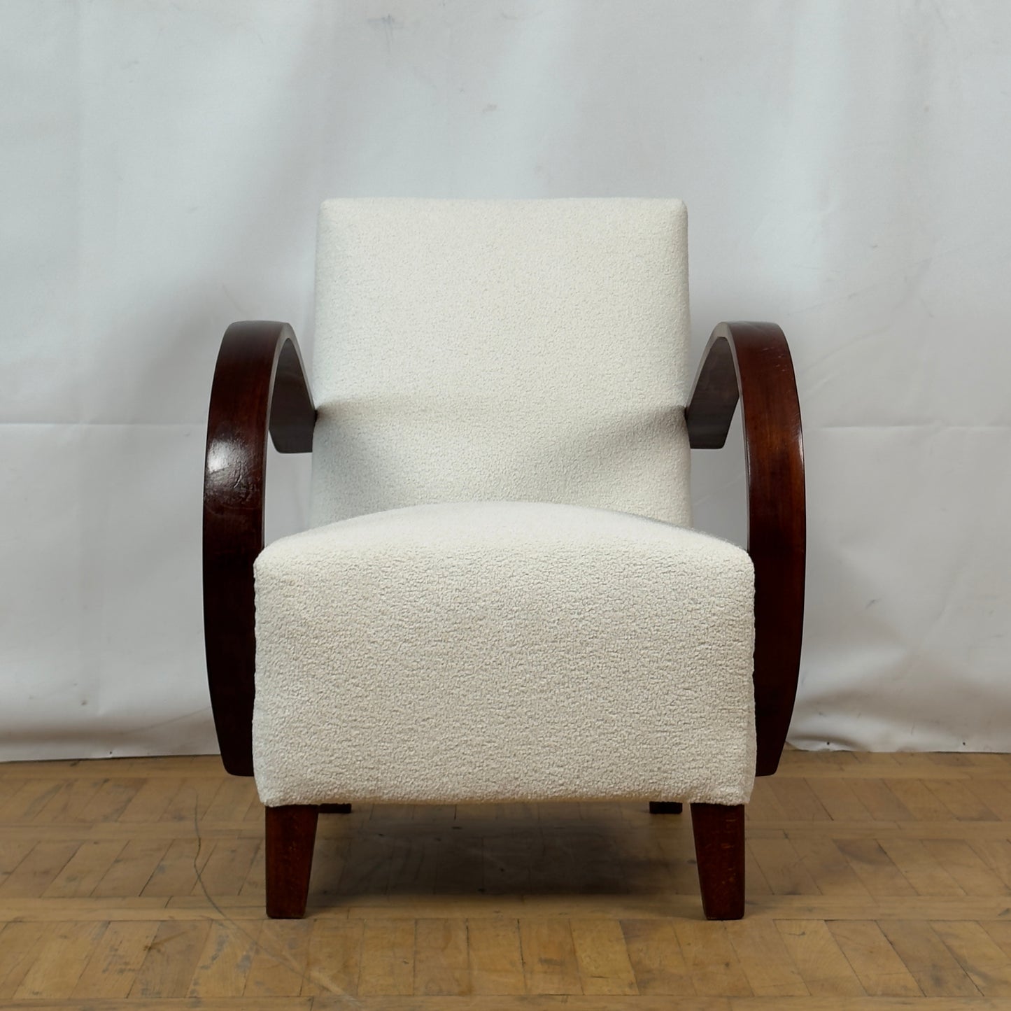 Set of Two Vintage Jindřich Halabala Armchairs in White Bouclé, 1930s — UP Závody, Mid-Century Modern Icons