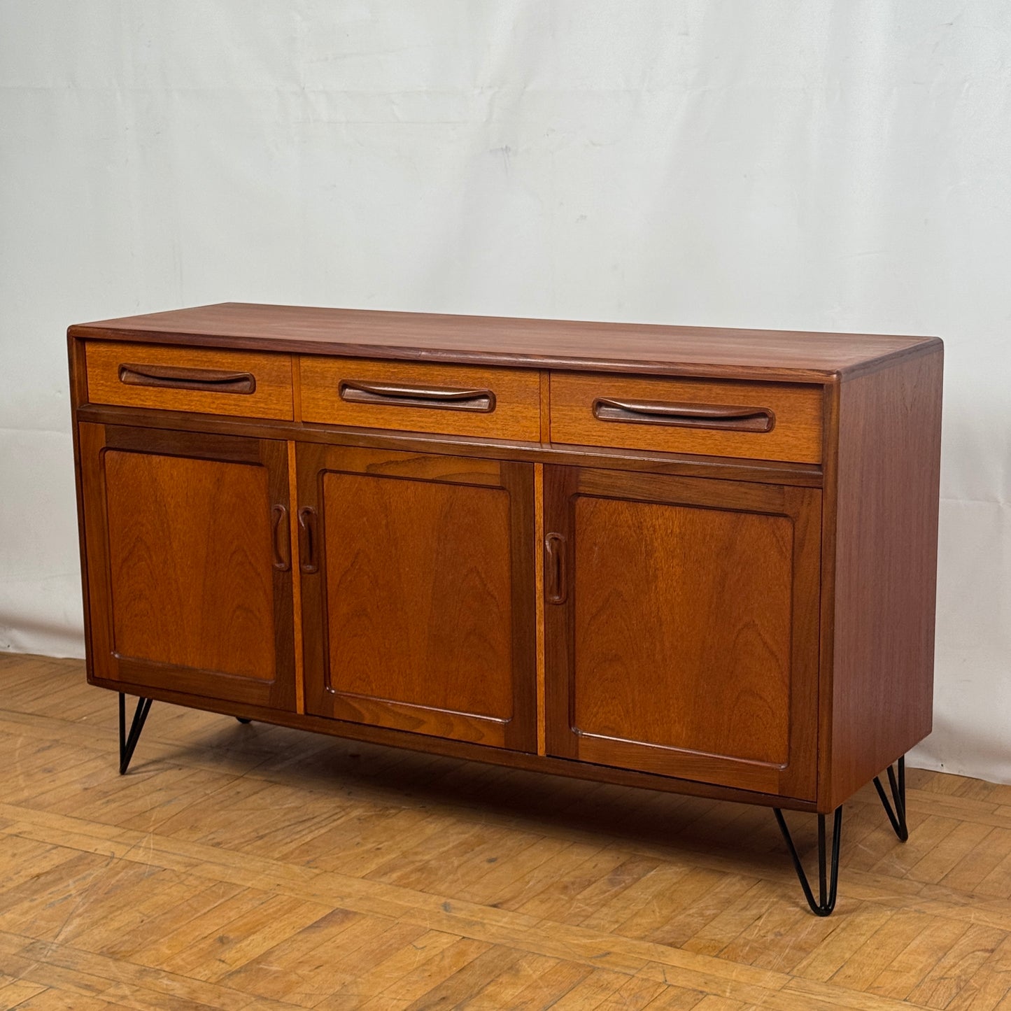 Vintage GPlan Fresco Sideboard on Hairpin Legs, 1970s — Mid-Century Modern Teak Credenza