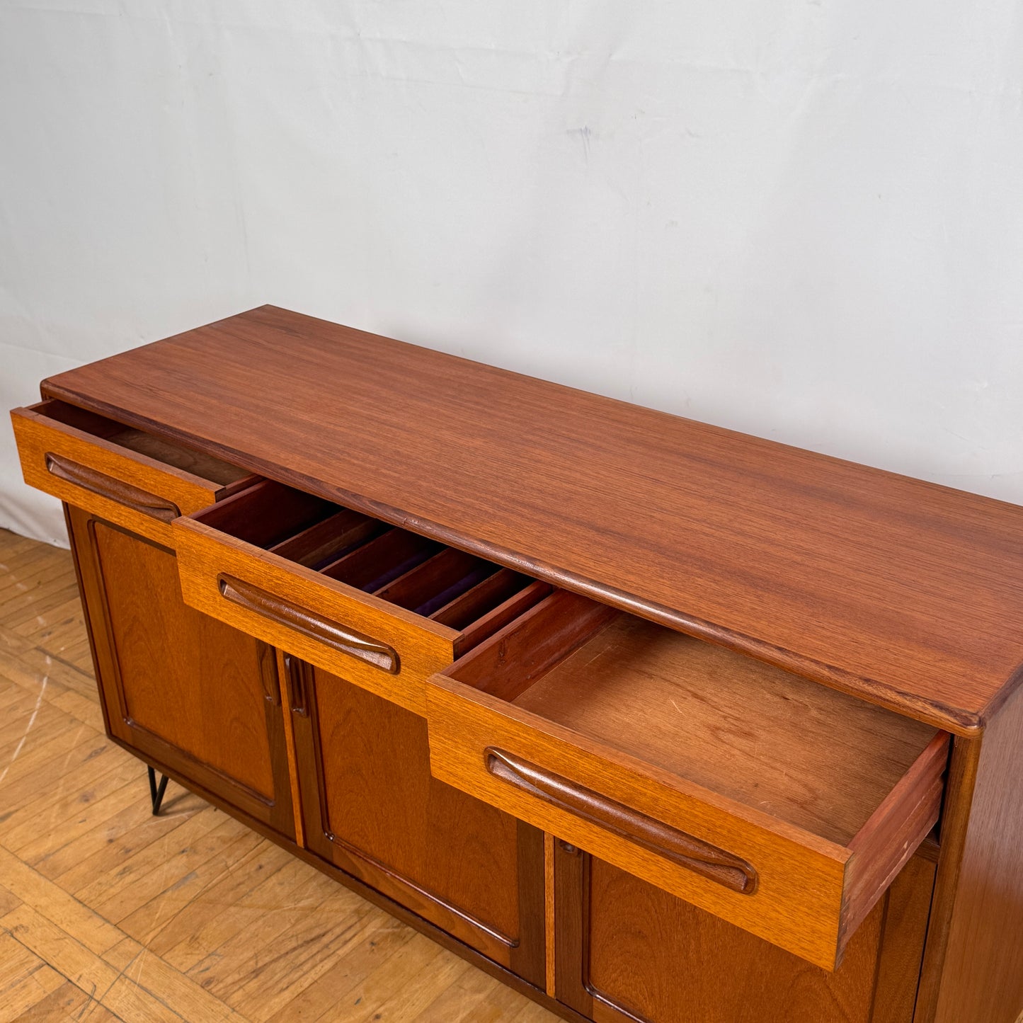 Vintage GPlan Fresco Sideboard on Hairpin Legs, 1970s — Mid-Century Modern Teak Credenza