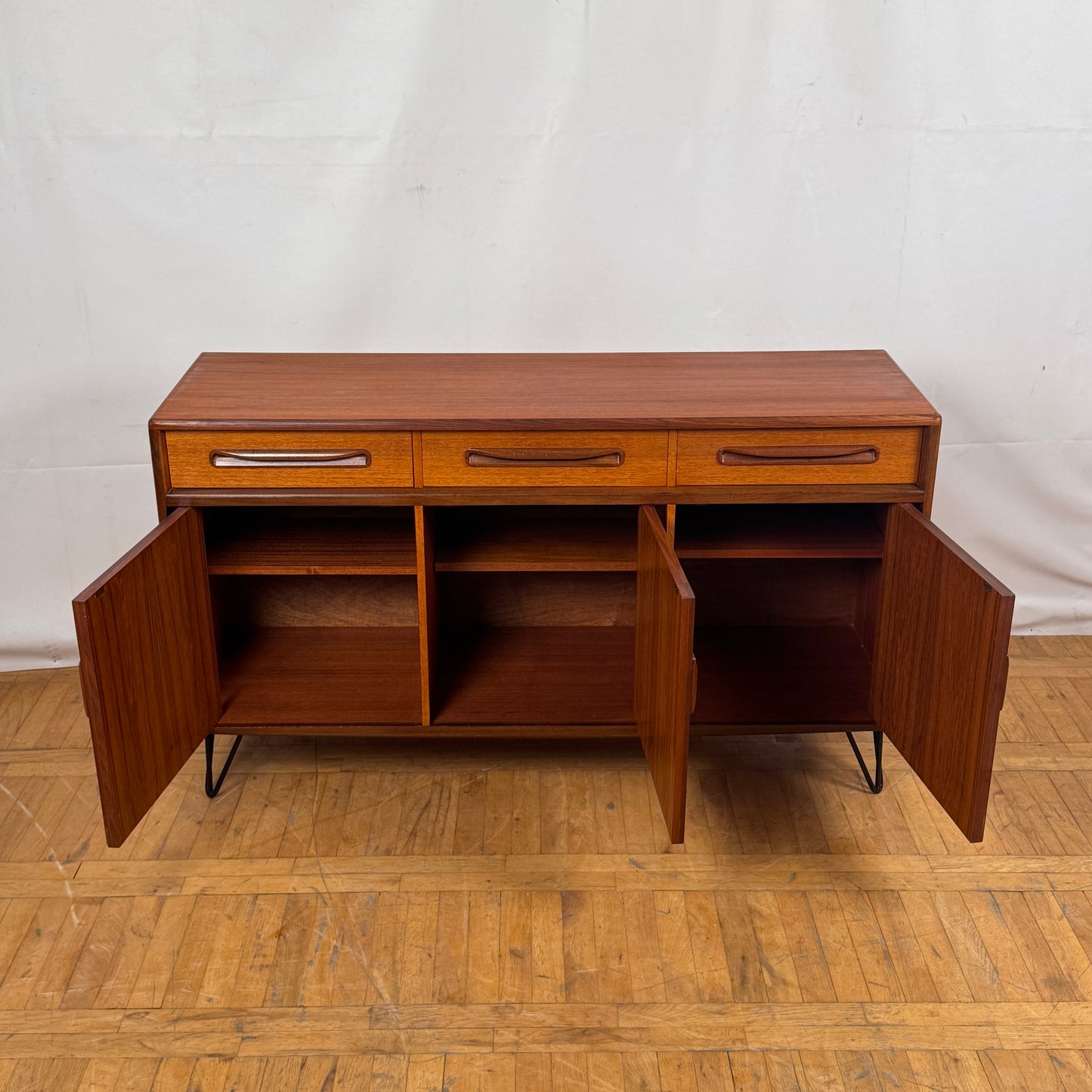 Vintage GPlan Fresco Sideboard on Hairpin Legs, 1970s — Mid-Century Modern Teak Credenza