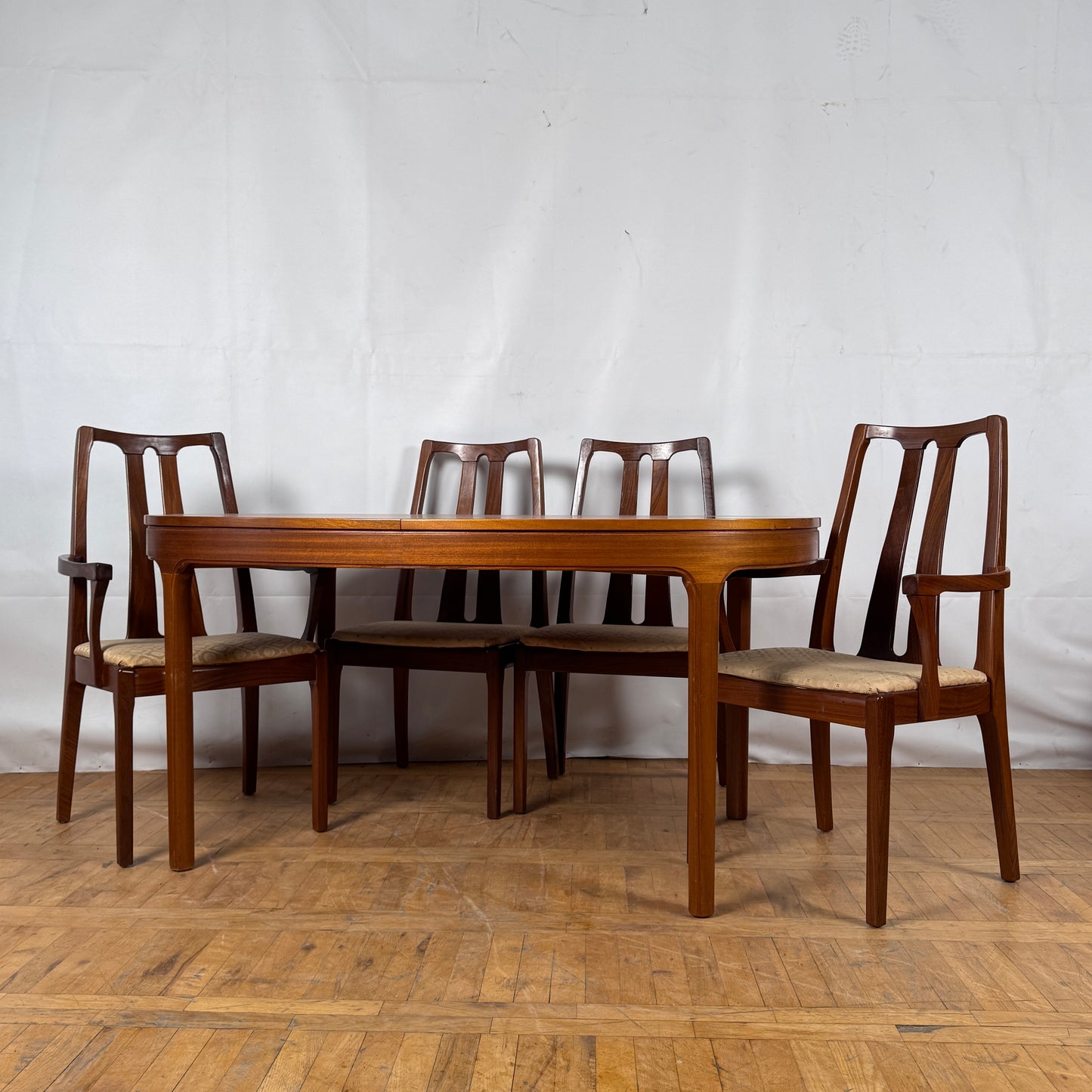 Vintage Nathan Oval Teak Dining Table with Butterfly Extension, 1970s — Mid-Century Modern