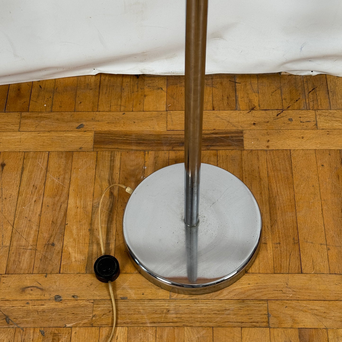Vintage Hungarian “Szarvasi” Standing Lamp, 1970s — Retro Mid-Century Lighting