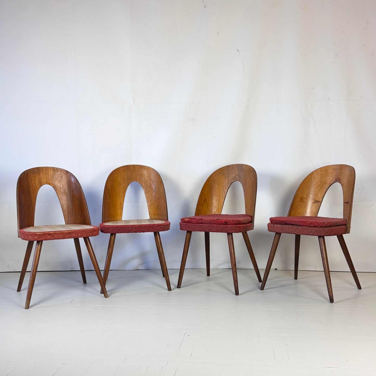 Set of 4 Antonín Šuman Dining Chairs for Tatra Nábytok, 1960s — Vintage Czechoslovakian Design (Needs Refurbishment)