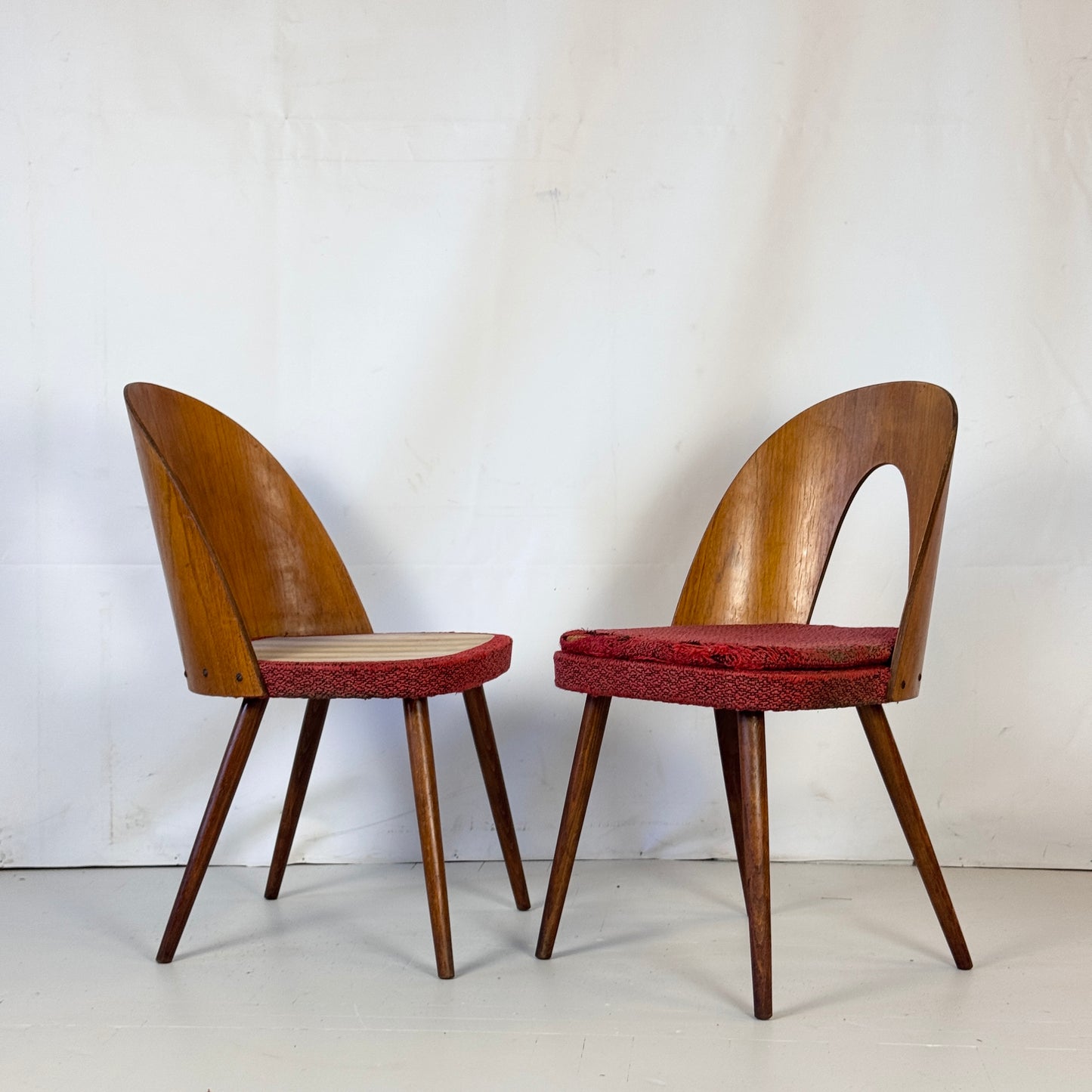 Set of 4 Antonín Šuman Dining Chairs for Tatra Nábytok, 1960s — Vintage Czechoslovakian Design (Needs Refurbishment)