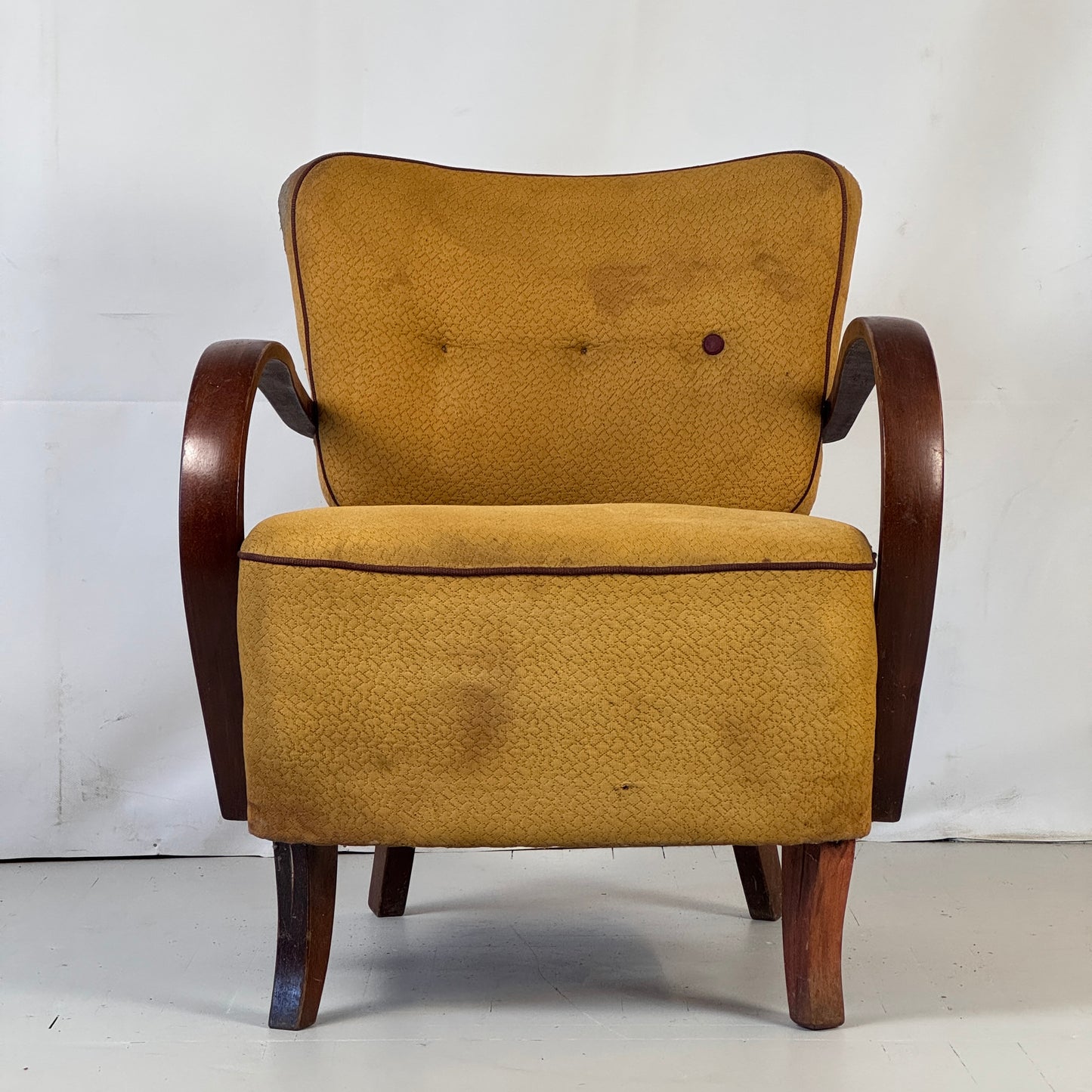 Jindřich Halabala H-237 Art Deco Armchair for UP Závody, 1930s — Original Condition, Needs Refurbishment