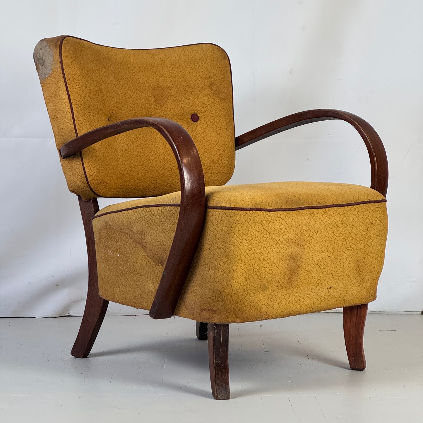 Jindřich Halabala H-237 Art Deco Armchair for UP Závody, 1930s — Original Condition, Needs Refurbishment