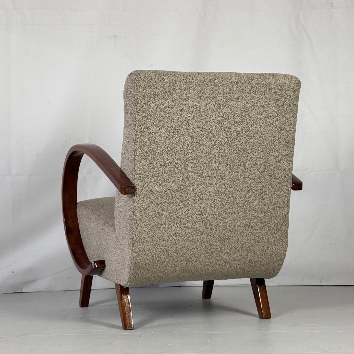 Pair of Jindřich Halabala H-410 Armchairs, Czechoslovakia, 1930s