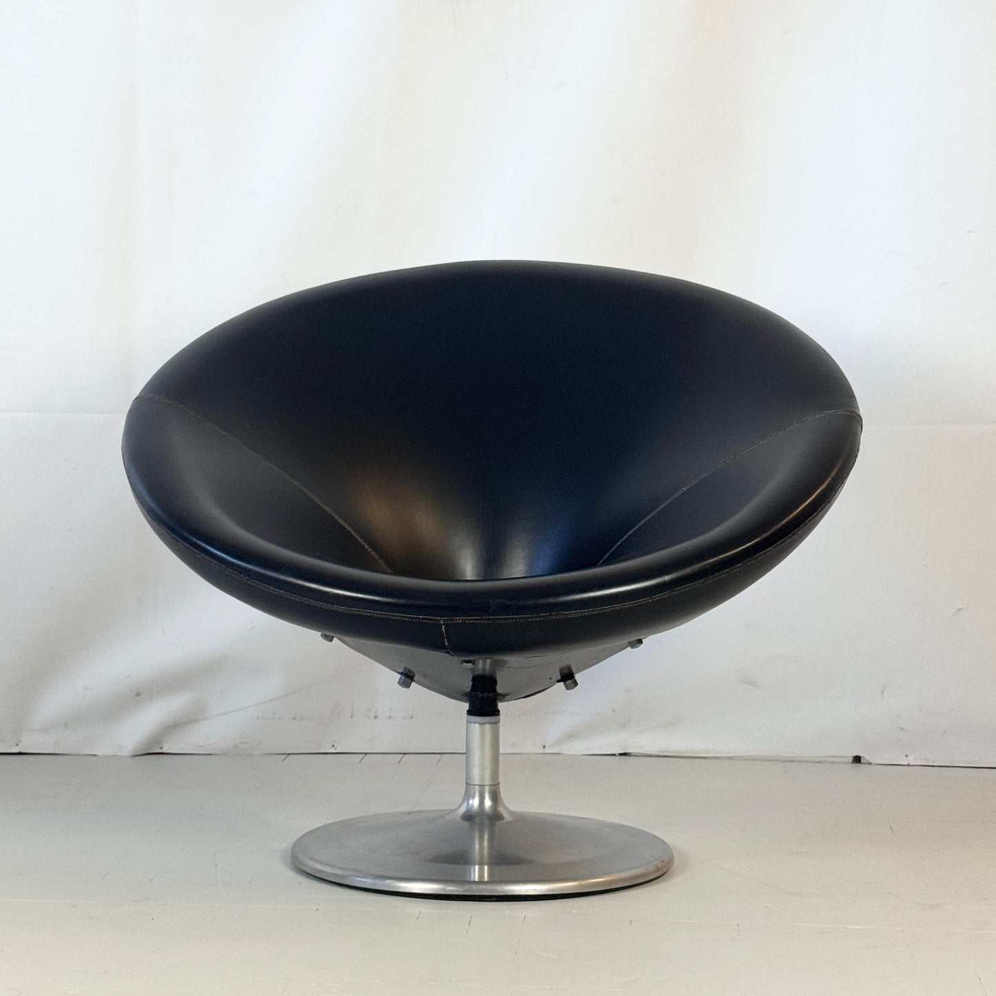 Pair of Hungarian “Radar” Armchairs with Original Faux Leather, 1960s