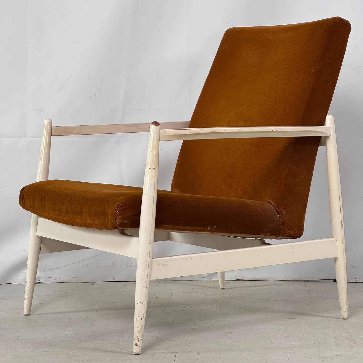 Pair of Heczendorfer László Armchairs, 1960s