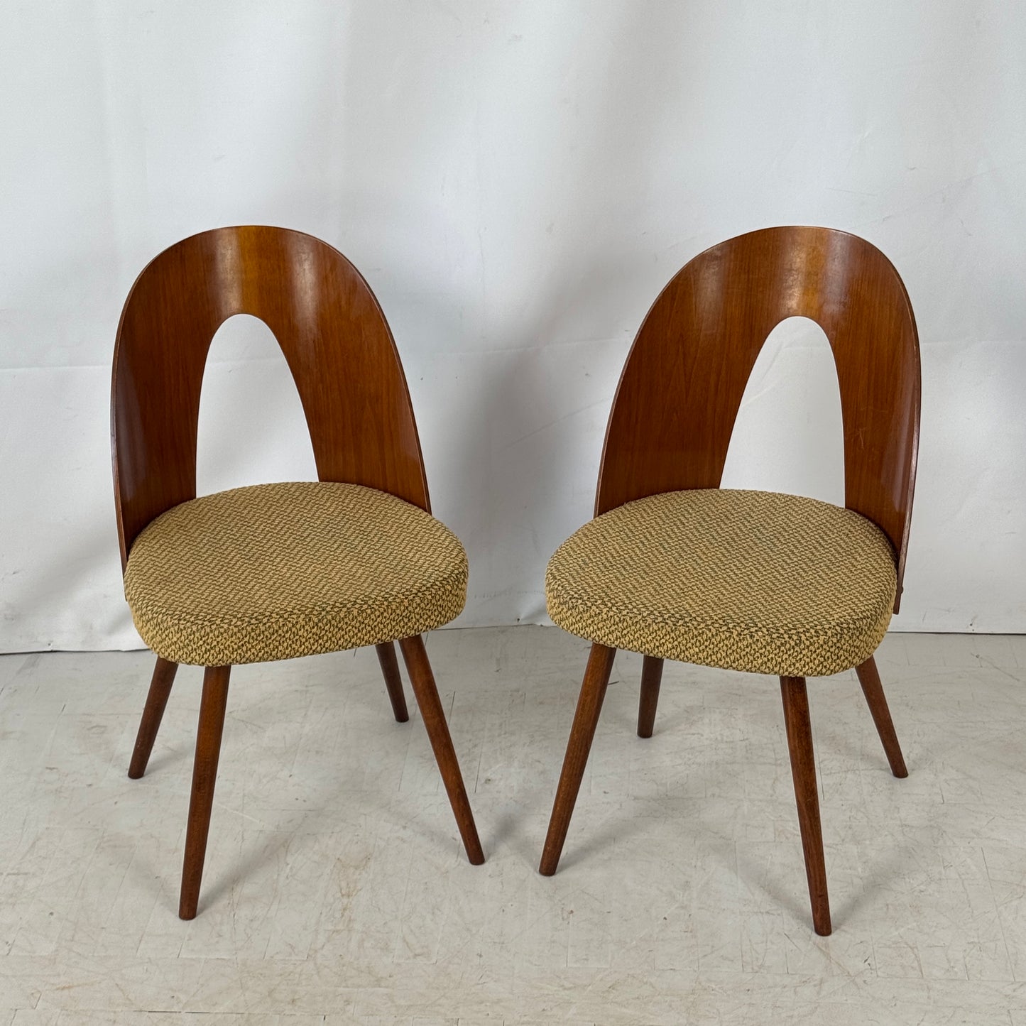Set of 4 Dining Chairs by Antonín Šuman for Tatra Nabytok, 1960s