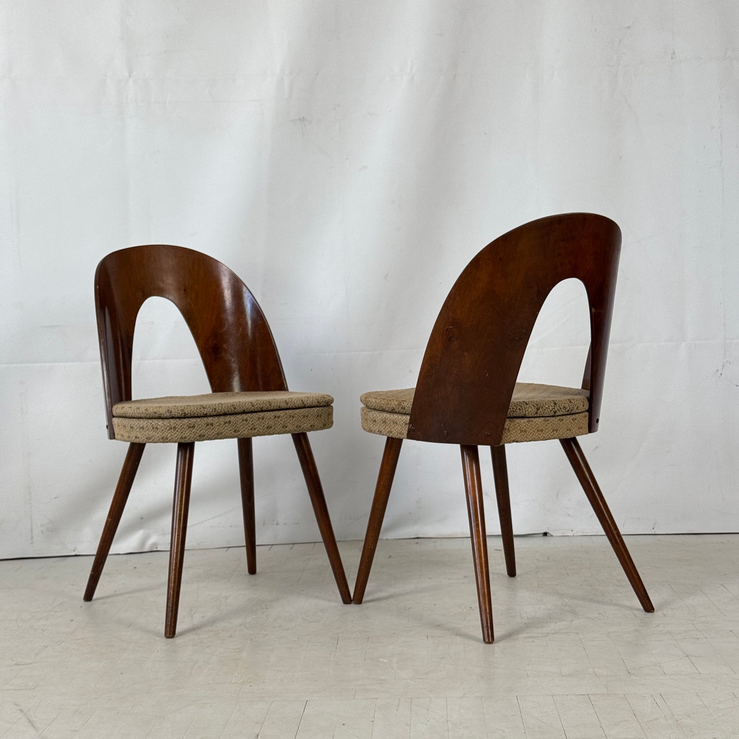 Set of 4 Dining Chairs by Antonín Šuman for Tatra Nabytok, 1960s