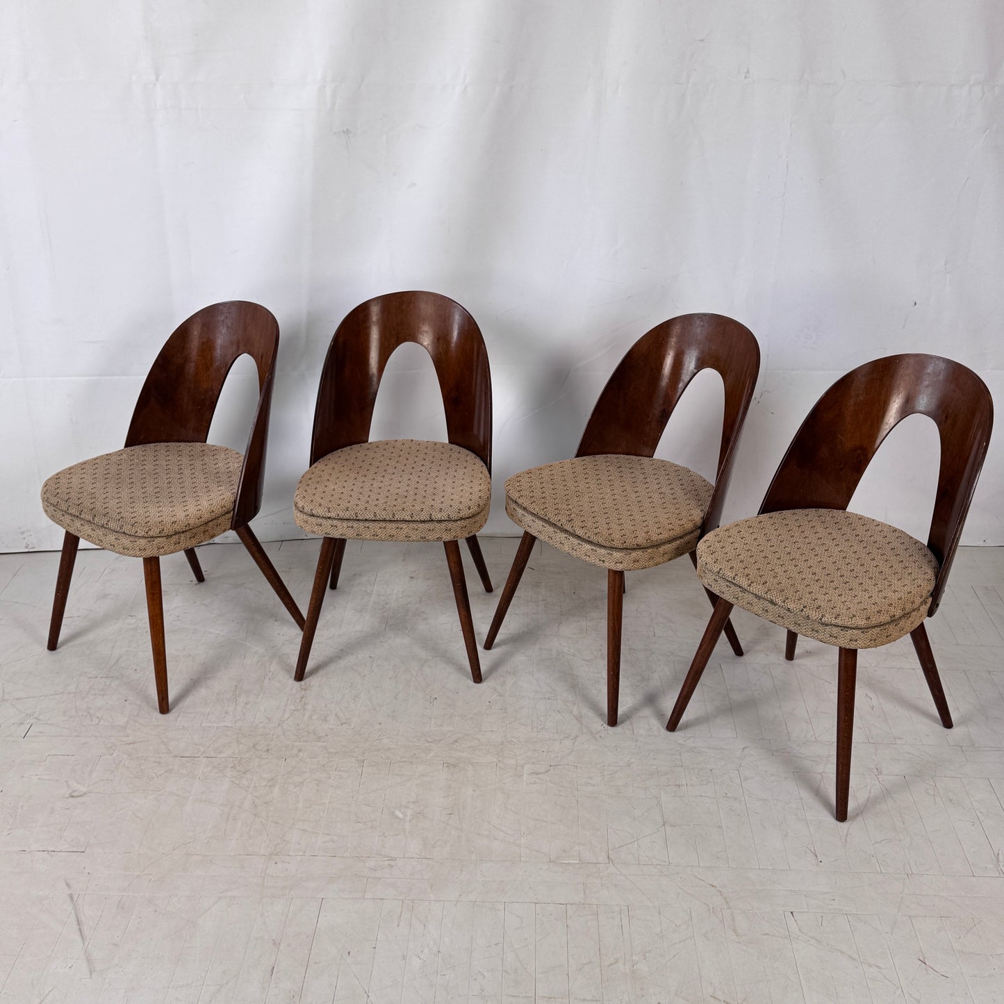 Set of 4 Dining Chairs by Antonín Šuman for Tatra Nabytok, 1960s