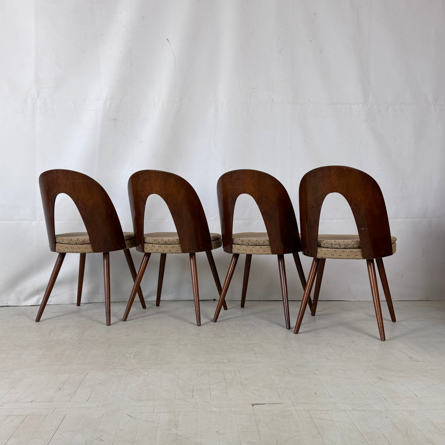 Set of 4 Dining Chairs by Antonín Šuman for Tatra Nabytok, 1960s