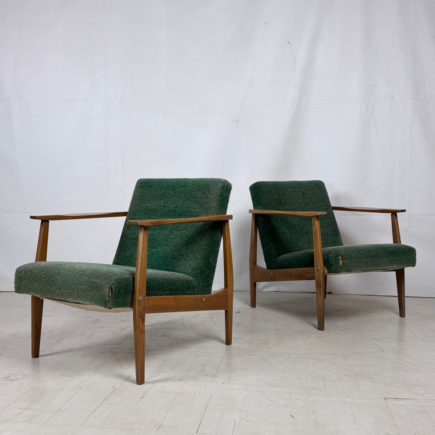 Pair of Yugoslav Green Armchairs, 1960s – Original Vintage Condition