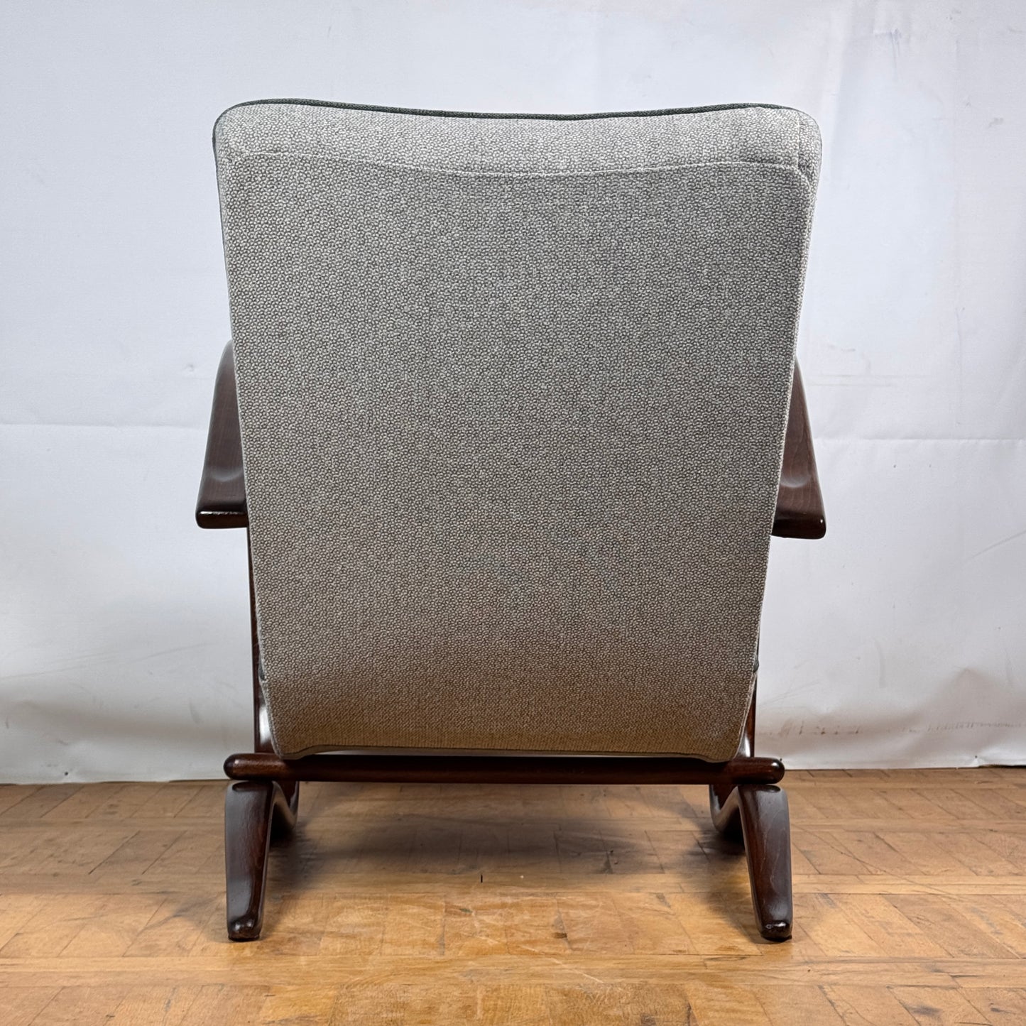 Jindrich Halabala H-269 art-deco armchair for Thonet 1930s