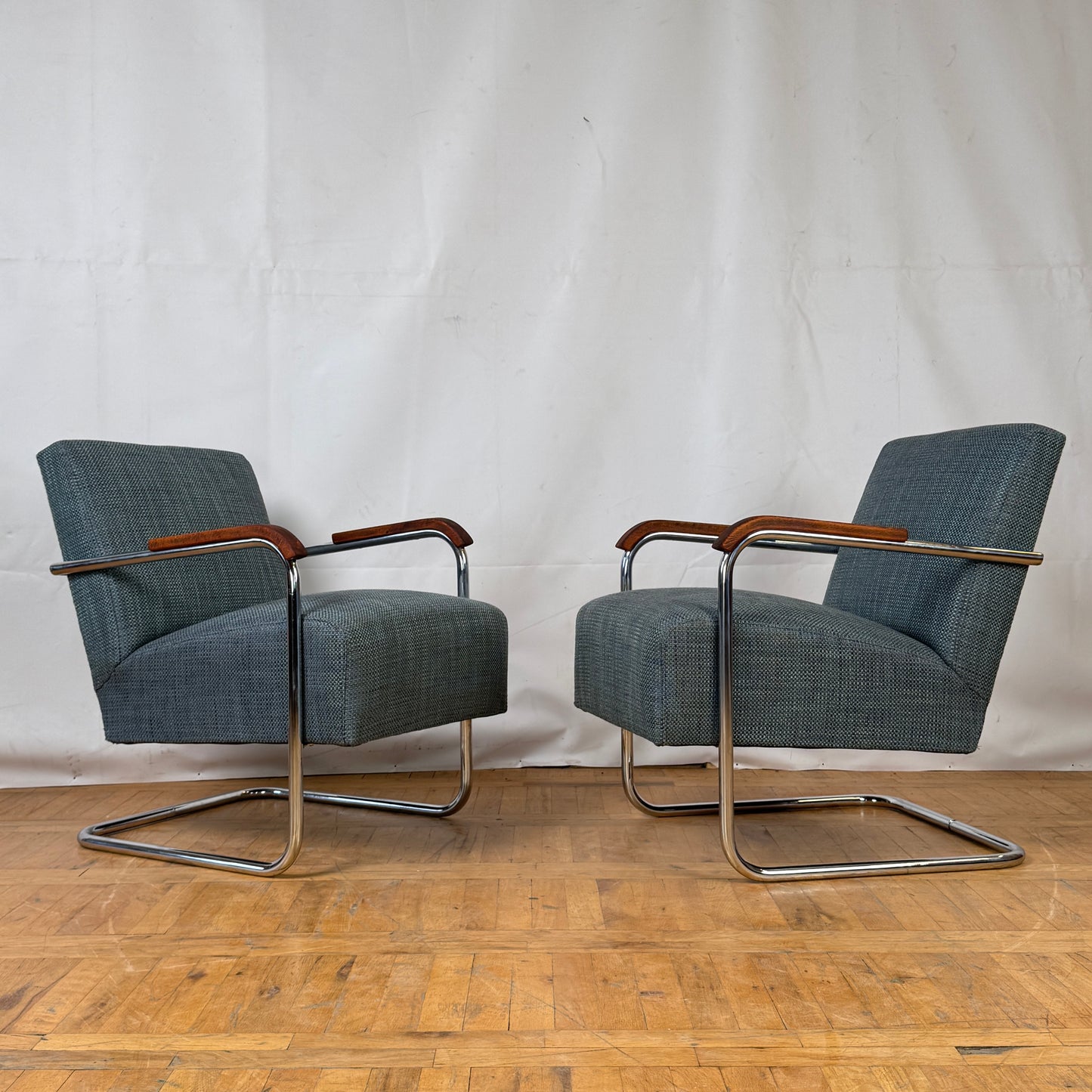 Set of two Tubular Steel Armchairs by Anton Lorenz 1930s