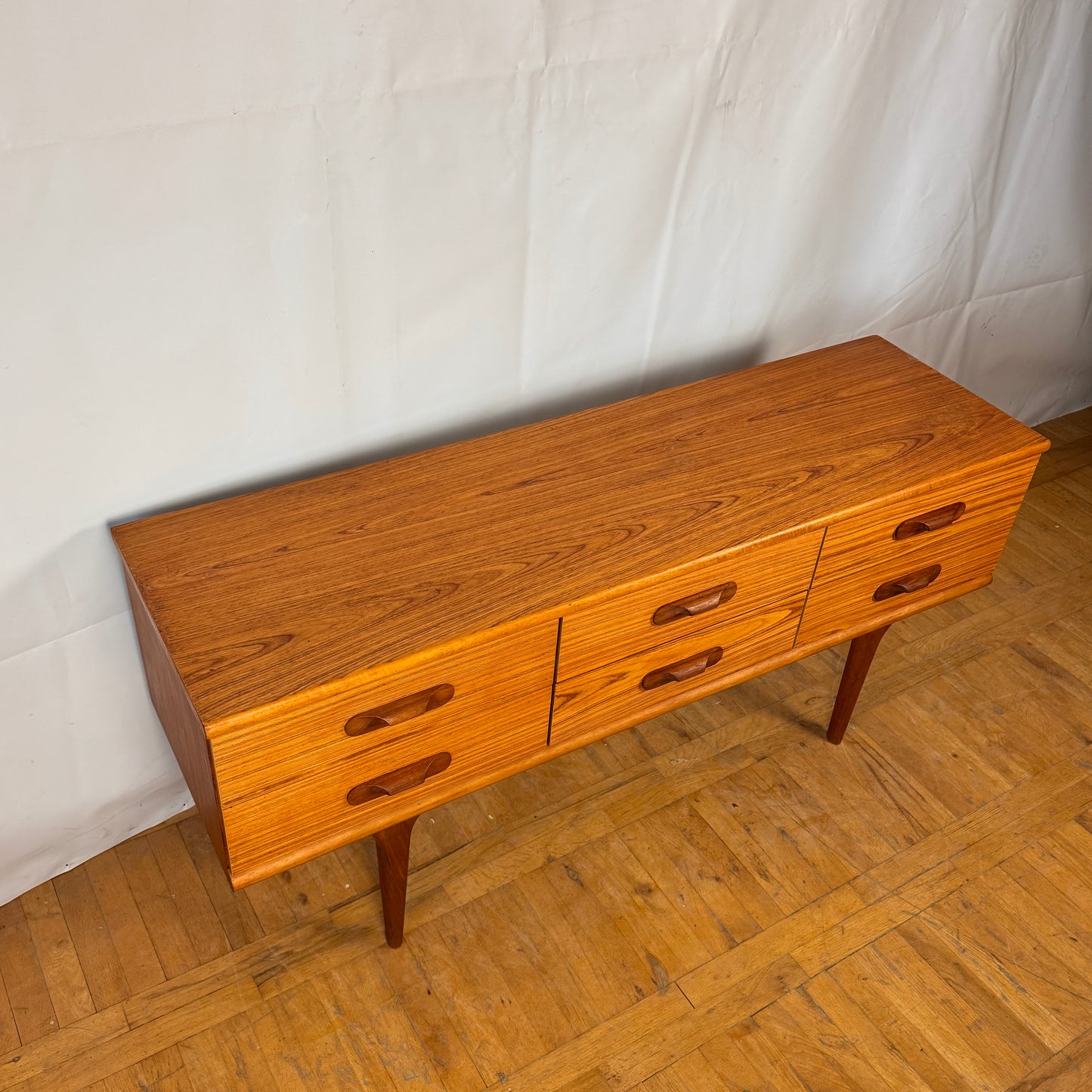 Six drawers Austinsuite mid-century sideboard 1970s