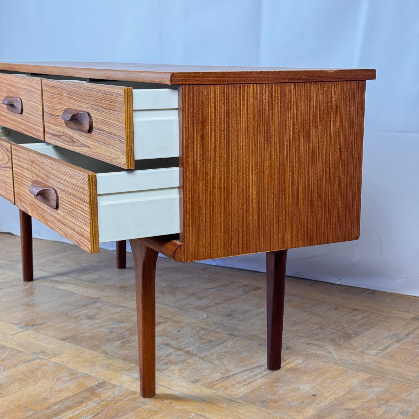 Six drawers Austinsuite mid-century sideboard 1970s