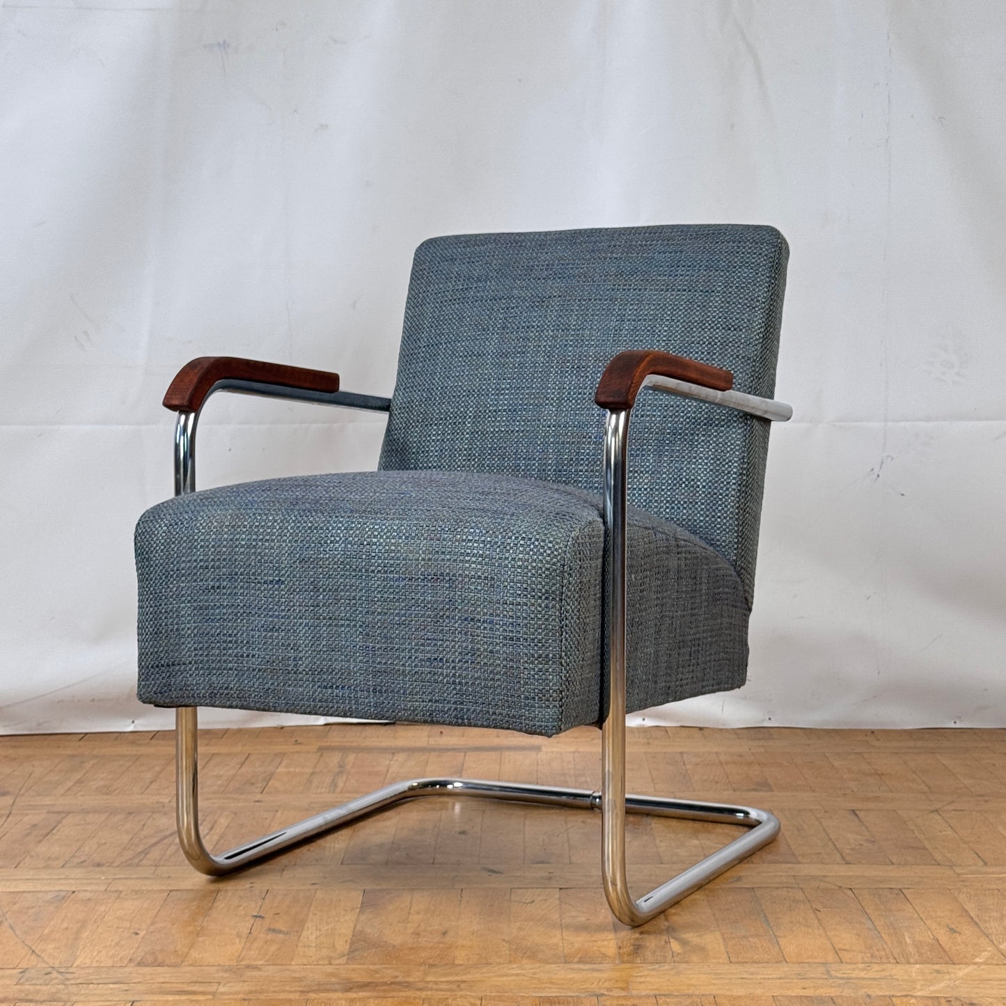 Set of two Tubular Steel Armchairs by Anton Lorenz 1930s