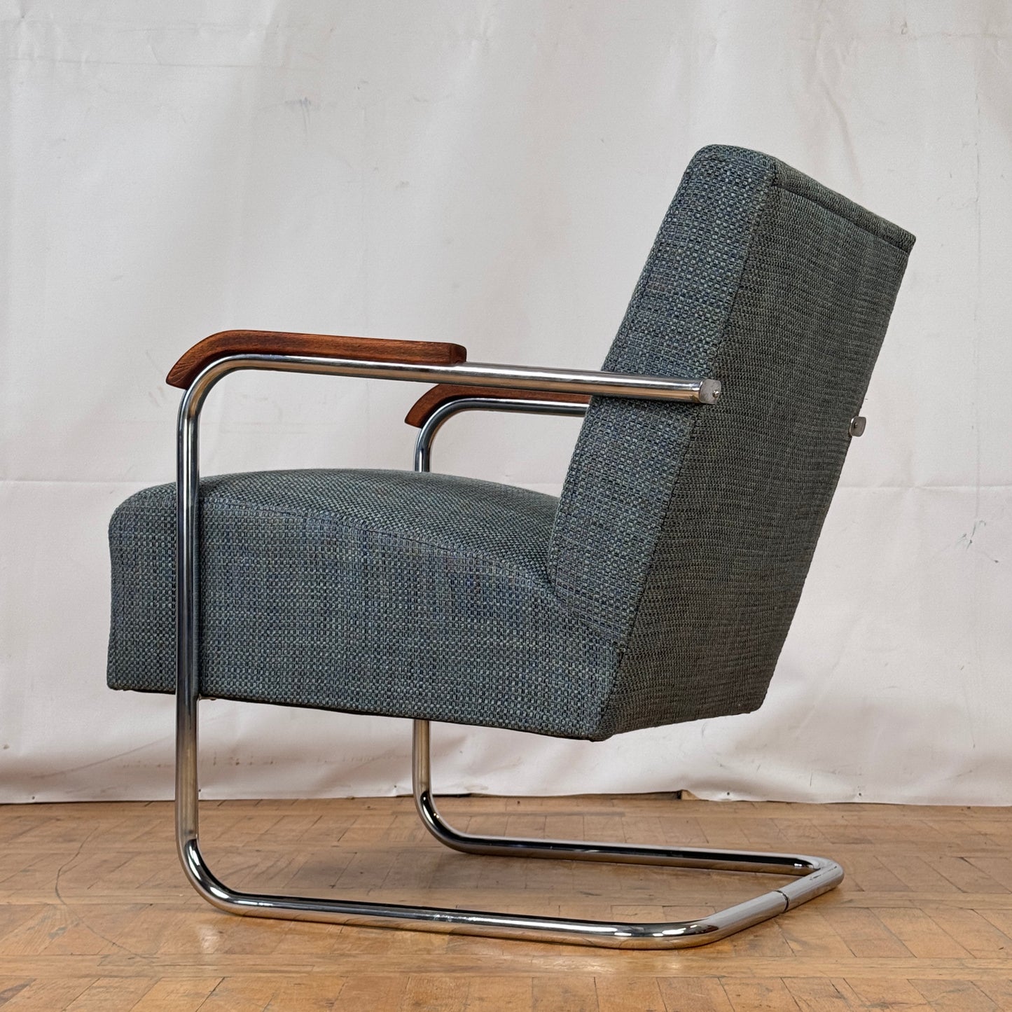 Set of two Tubular Steel Armchairs by Anton Lorenz 1930s