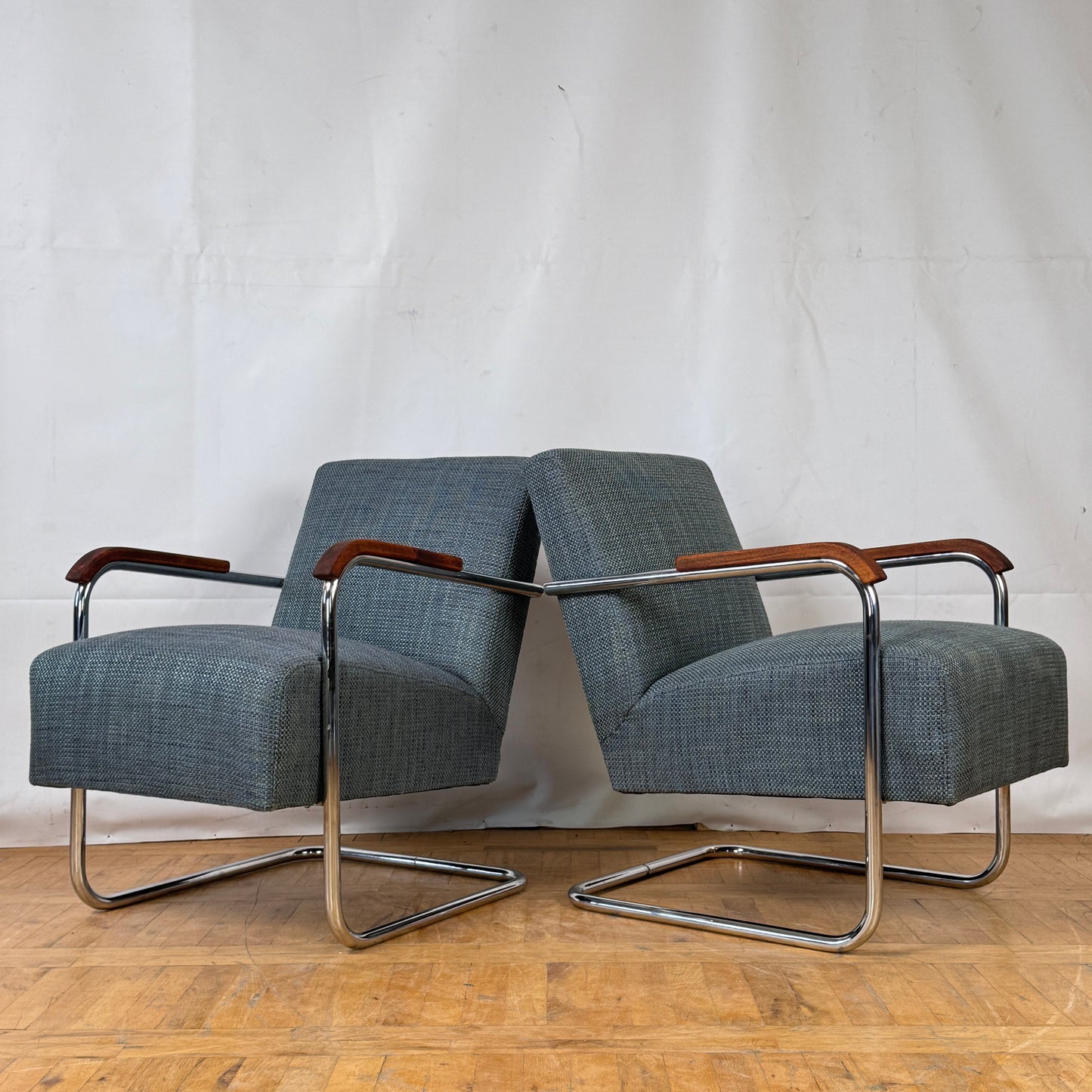 Set of two Tubular Steel Armchairs by Anton Lorenz 1930s
