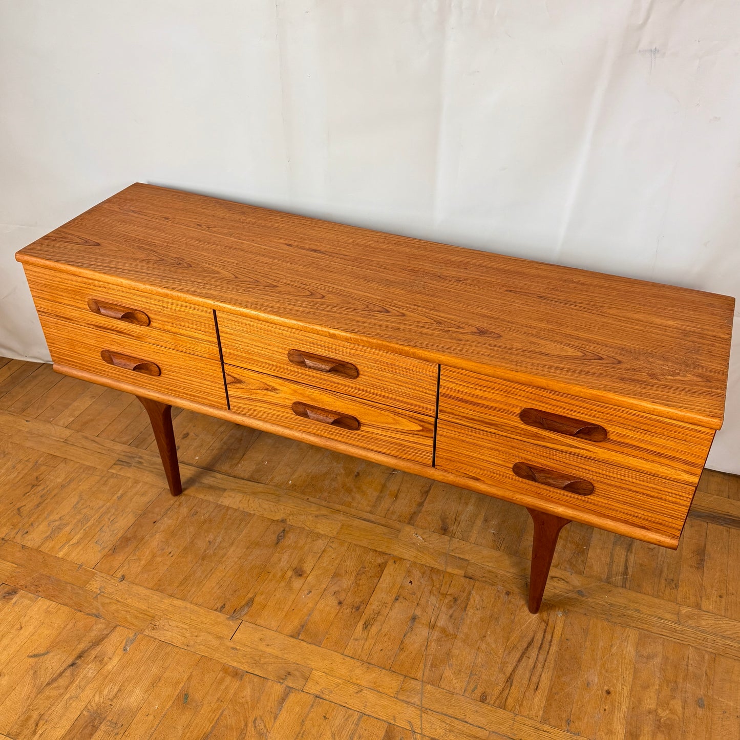 Six drawers Austinsuite mid-century sideboard 1970s