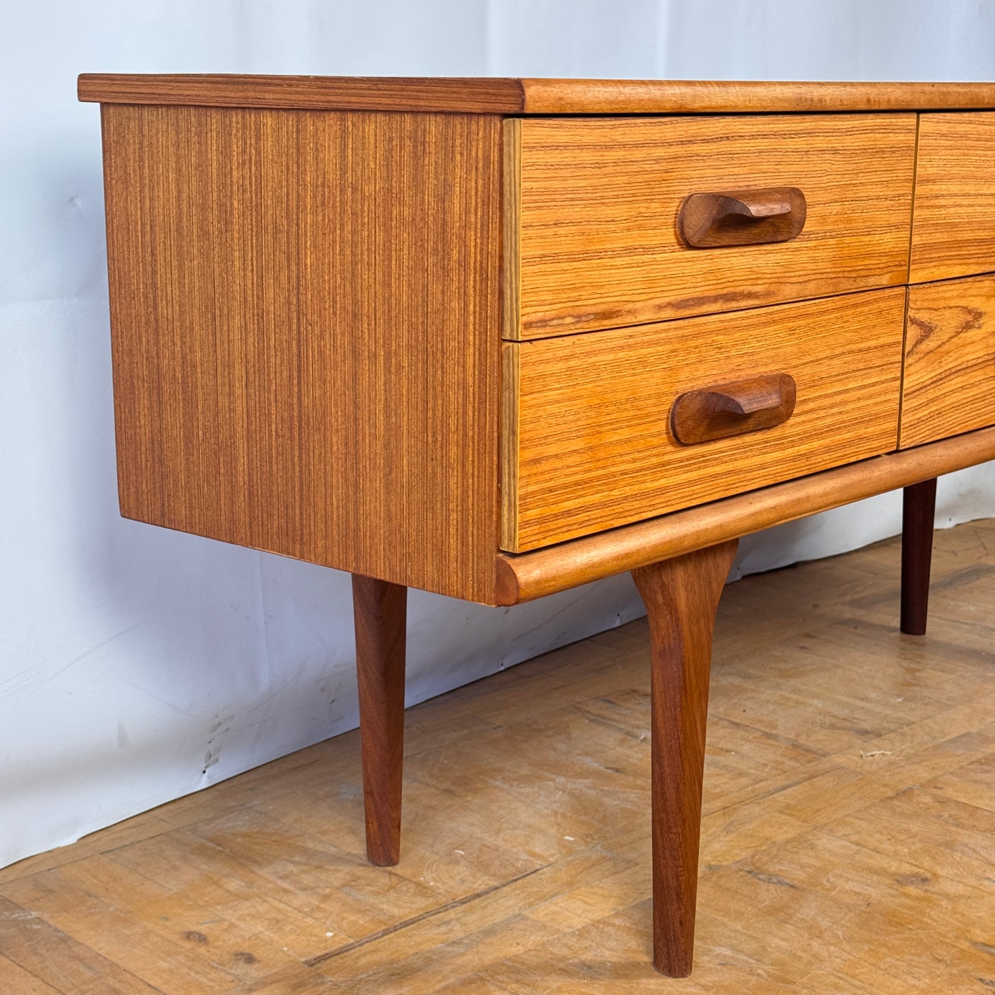 Six drawers Austinsuite mid-century sideboard 1970s