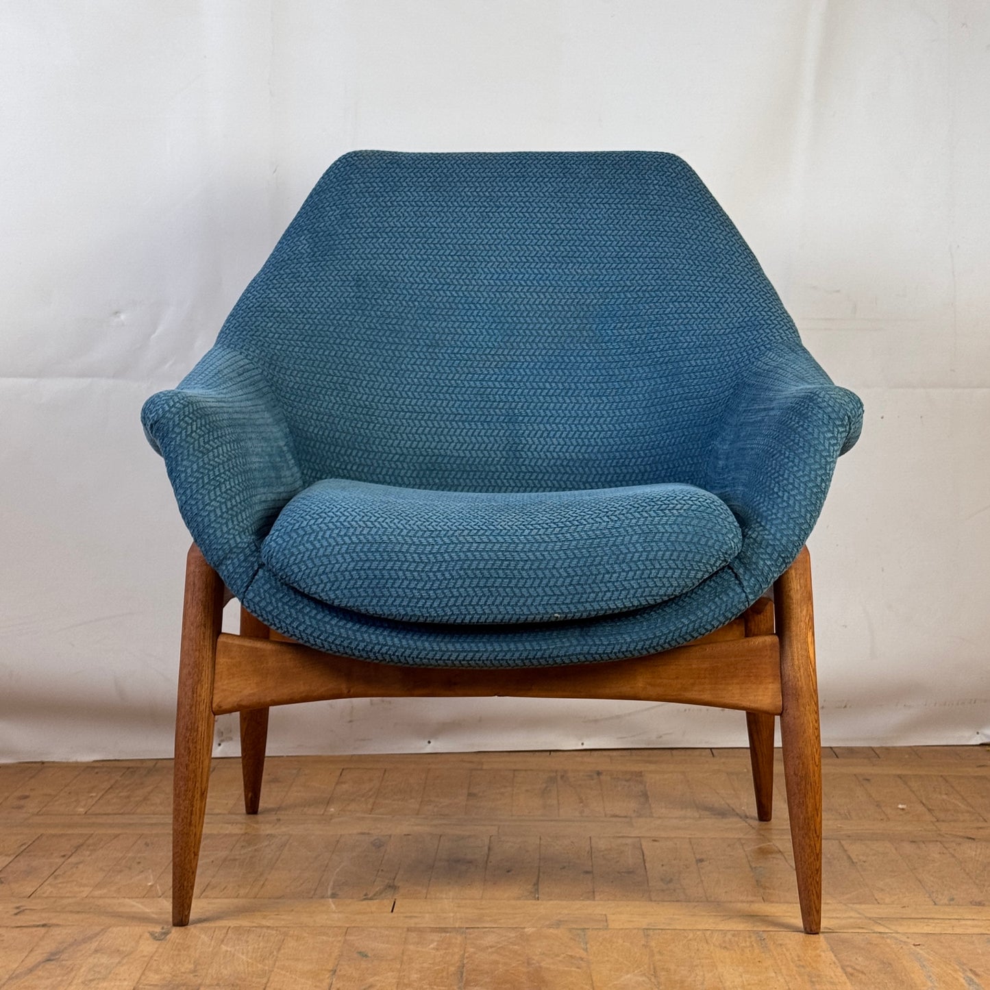 Pair of Hungarian Júlia Gaubek chairs 1960s