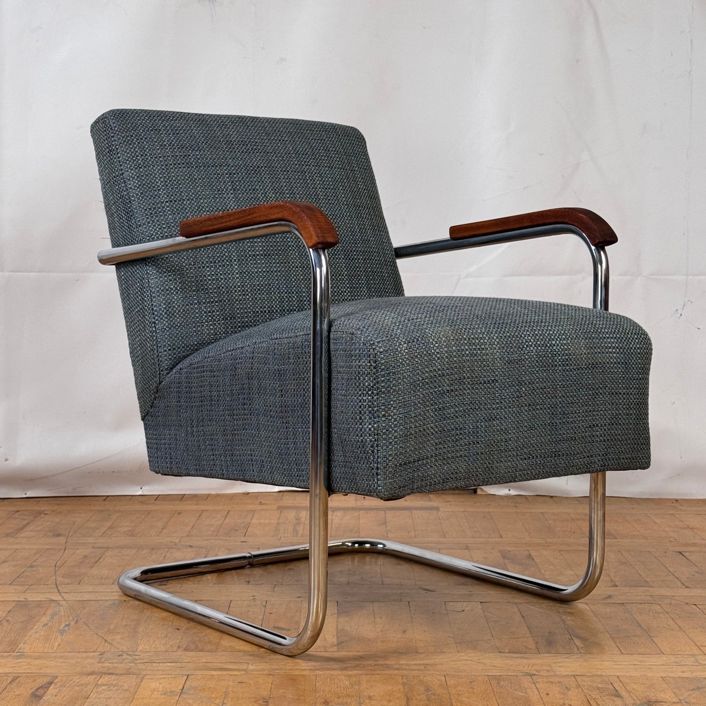 Set of two Tubular Steel Armchairs by Anton Lorenz 1930s