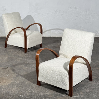 Pair of French Art Deco Style Bentwood Armchairs in White Bouclé, 1960s