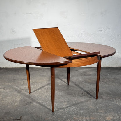 G-Plan Round Extendable Teak Dining Table, 1960s