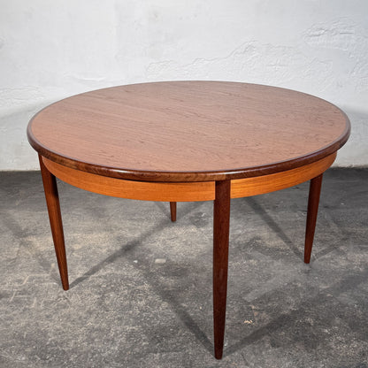 G-Plan Round Extendable Teak Dining Table, 1960s