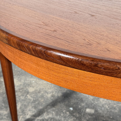 G-Plan Round Extendable Teak Dining Table, 1960s
