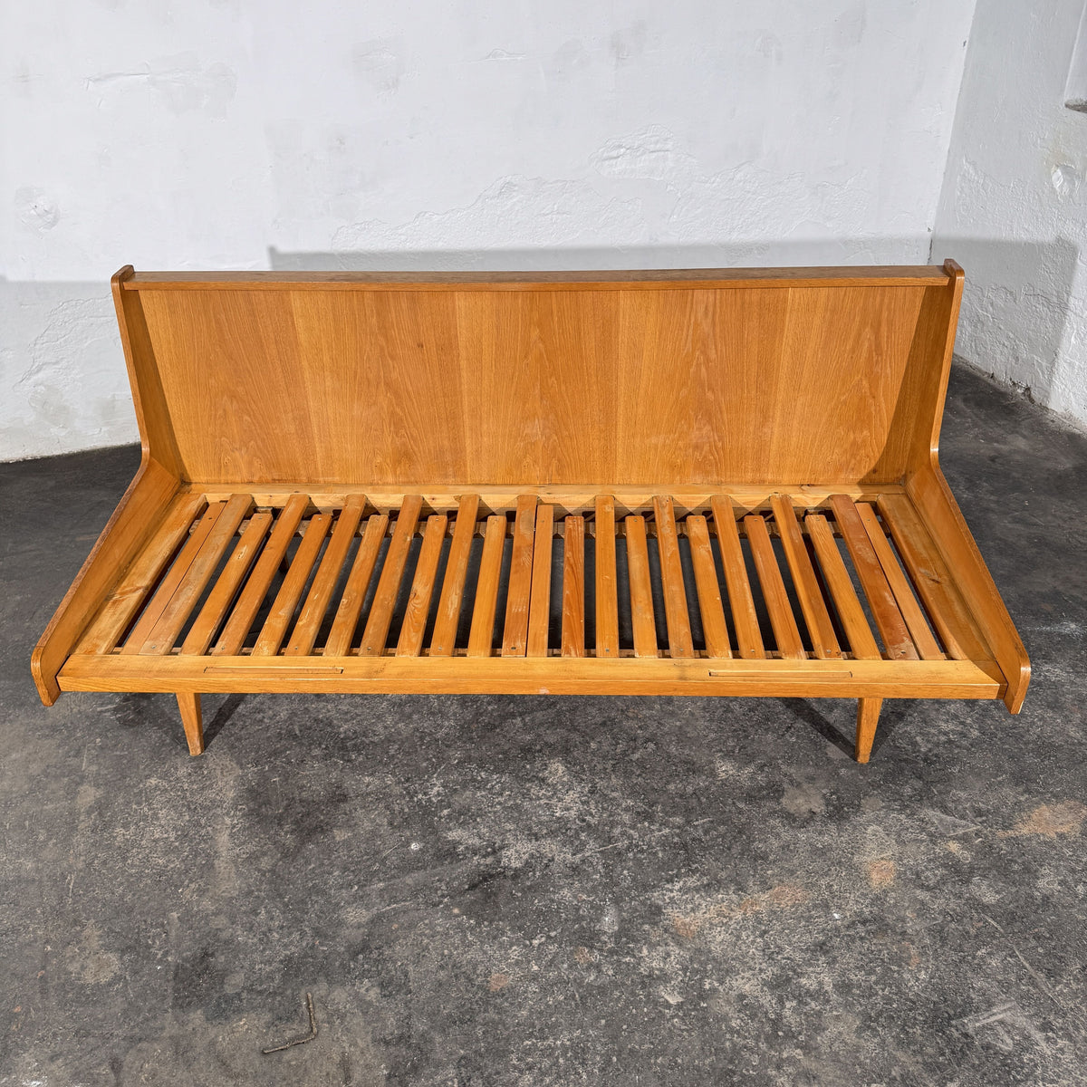 Dřevotvar Pardubice Oak Sofa Bed, Czechoslovakia, 1960s