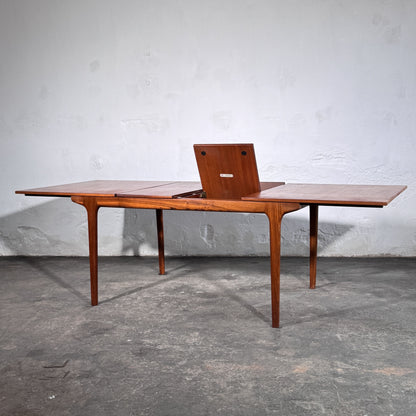McIntosh T3 Teak Extending Dining Table by A.H. McIntosh and Co, 1960s