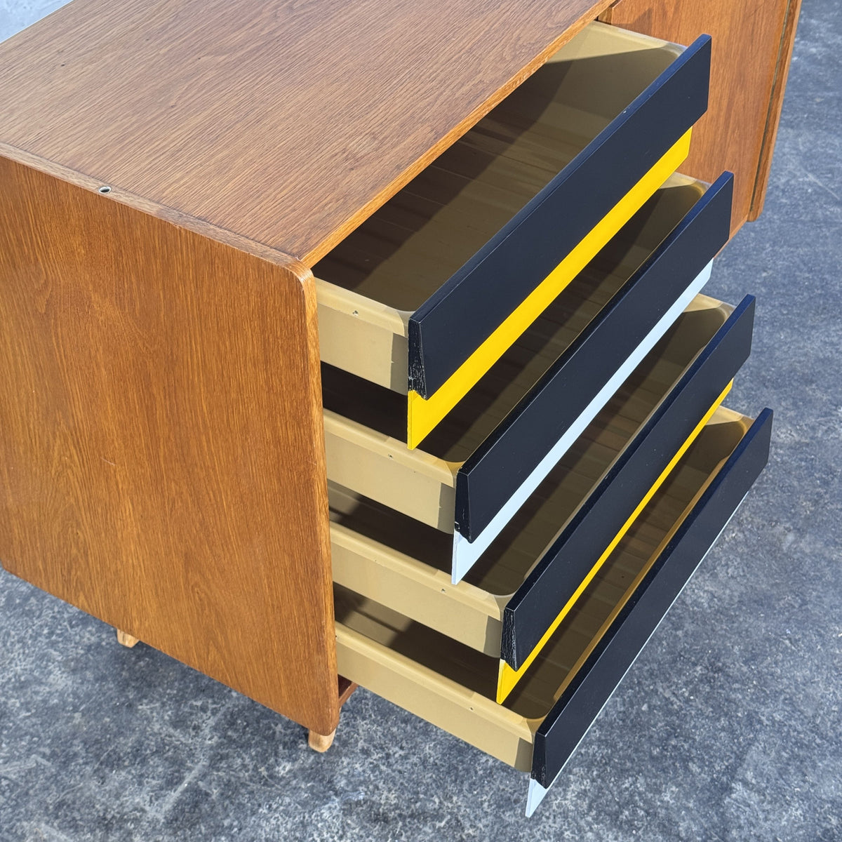 Jiří Jiroutek U-450 Sideboard for Interier Praha, 1960s