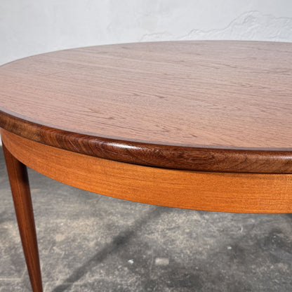 G-Plan Round Extendable Teak Dining Table, 1960s