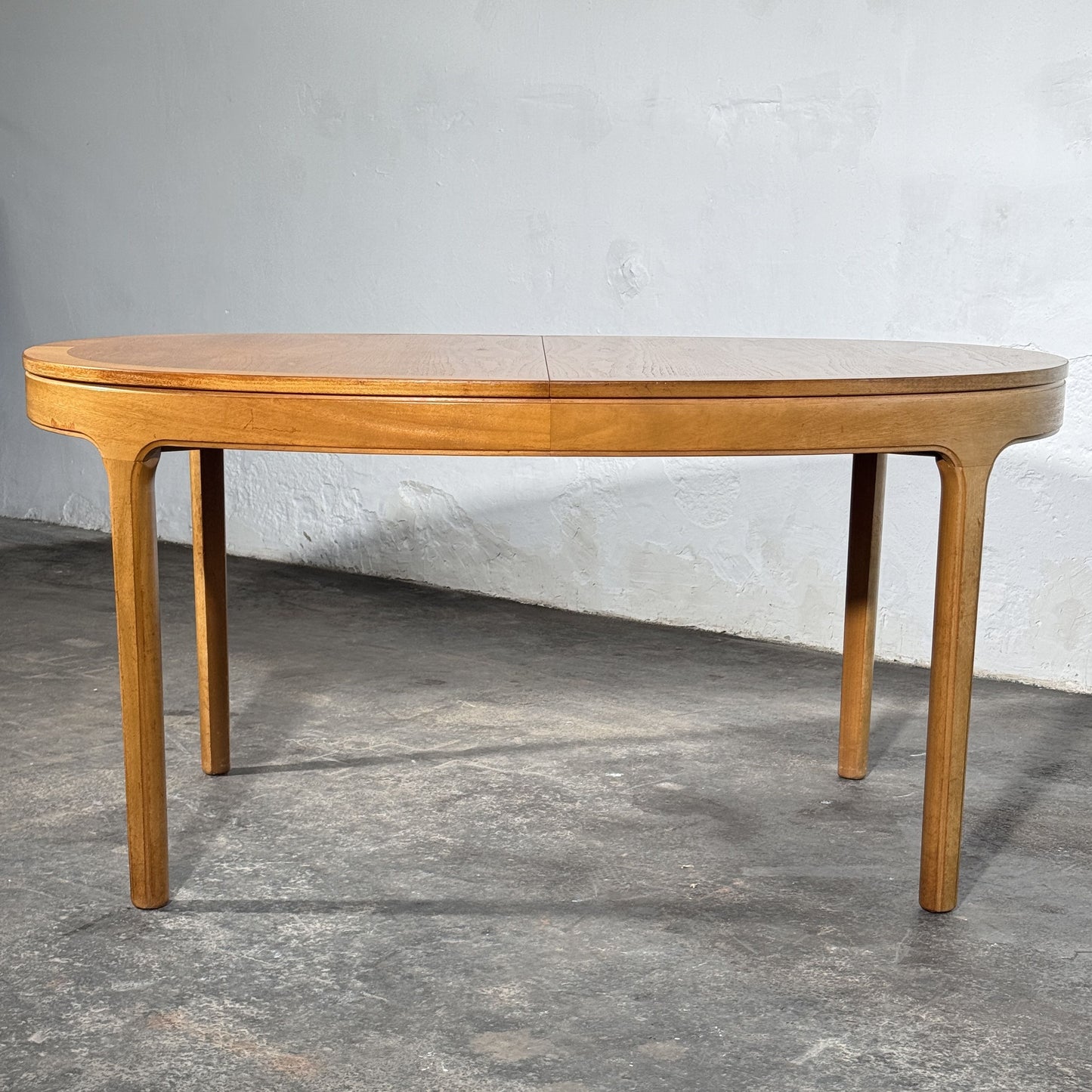 Nathan Extendable Oval Dining Table, 1960s