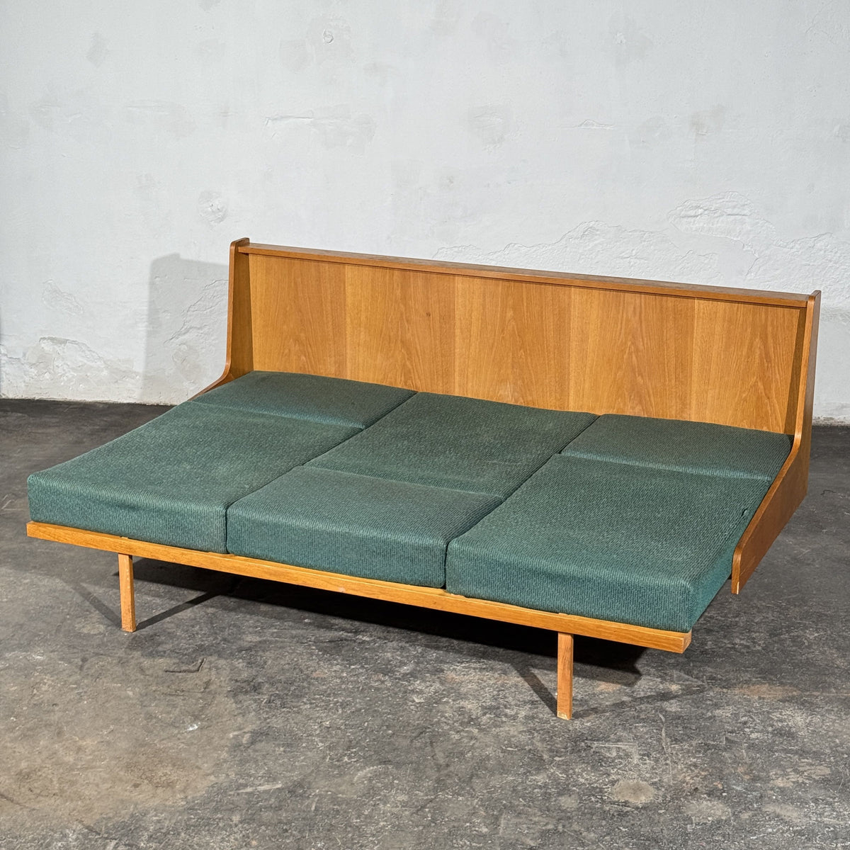 Dřevotvar Pardubice Oak Sofa Bed, Czechoslovakia, 1960s