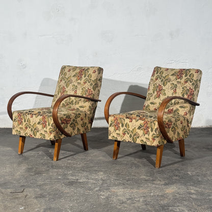 Pair of Jindřich Halabala Type-C Art Deco Armchairs, Czechoslovakia 1930s
