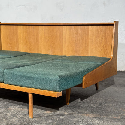 Dřevotvar Pardubice Oak Sofa Bed, Czechoslovakia, 1960s