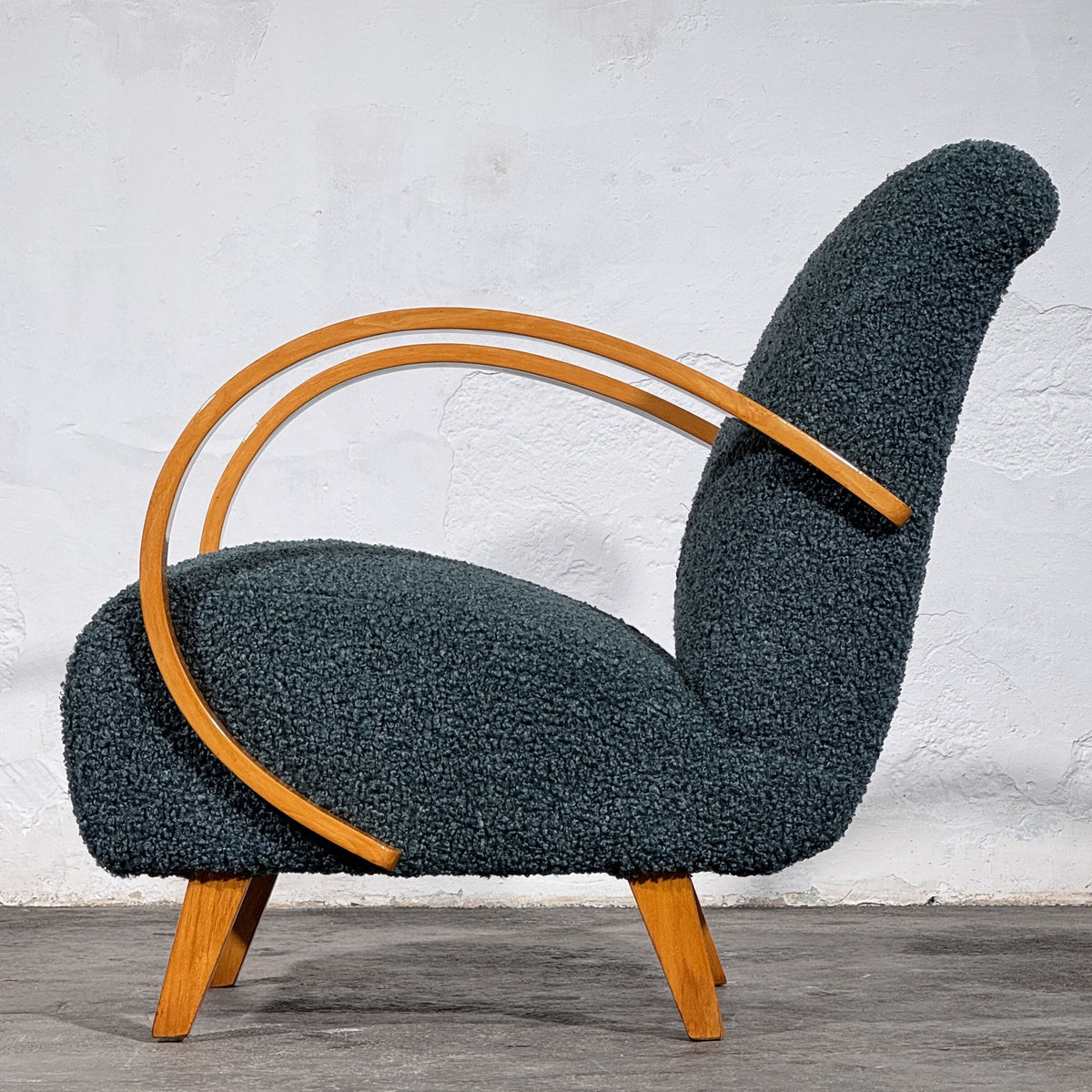 Pair of Jindřich Halabala H-410 Armchairs by UP Závody, 1930s